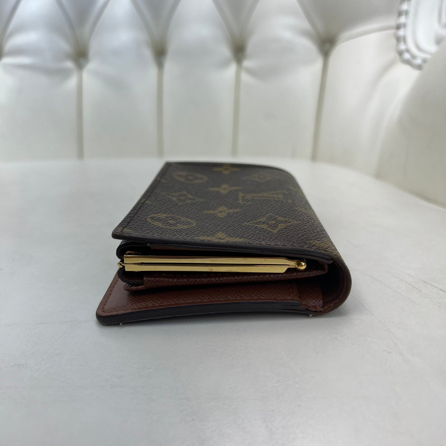 Louis Vuitton Kiss Lock Compact