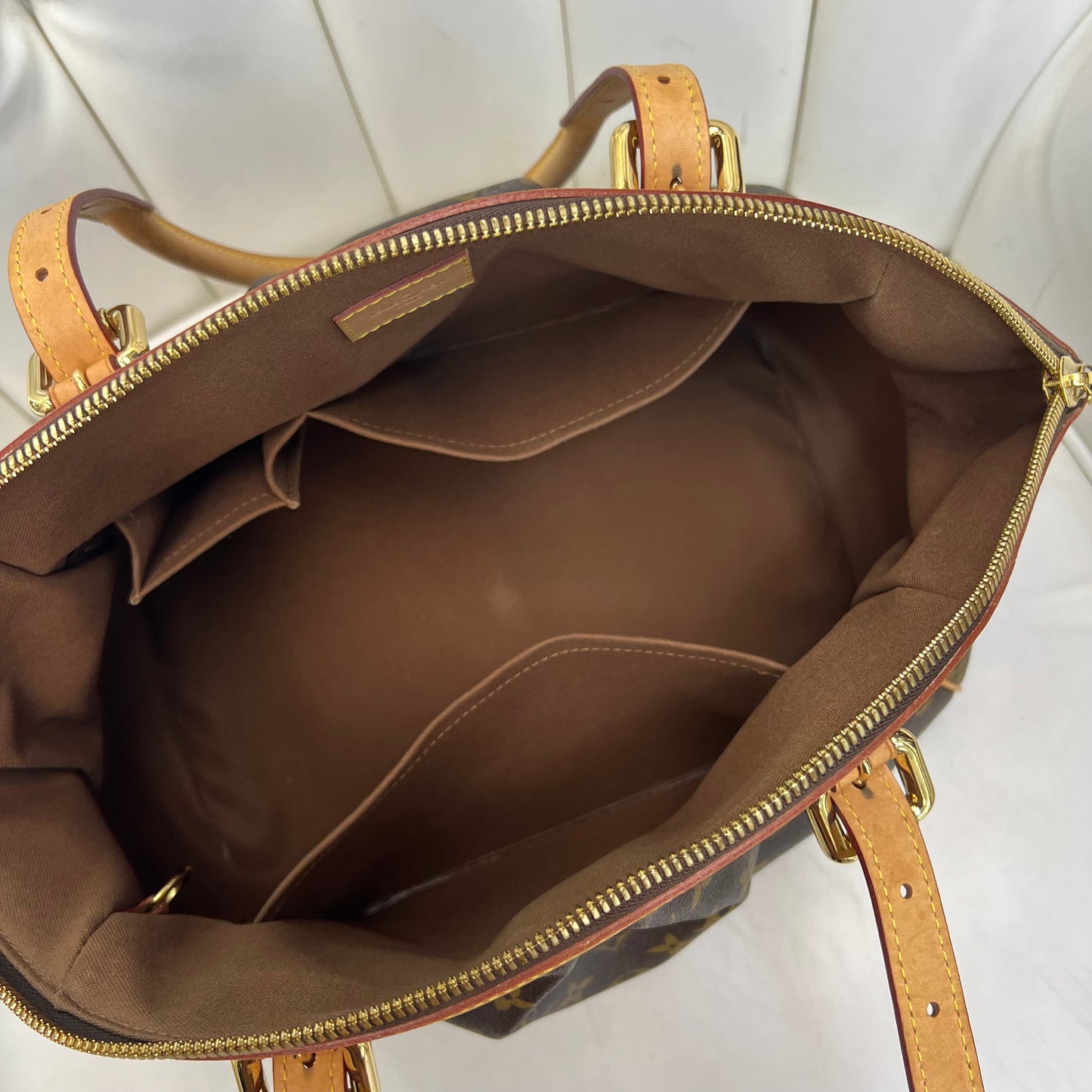 Louis Vuitton Tivoli GM Monogram