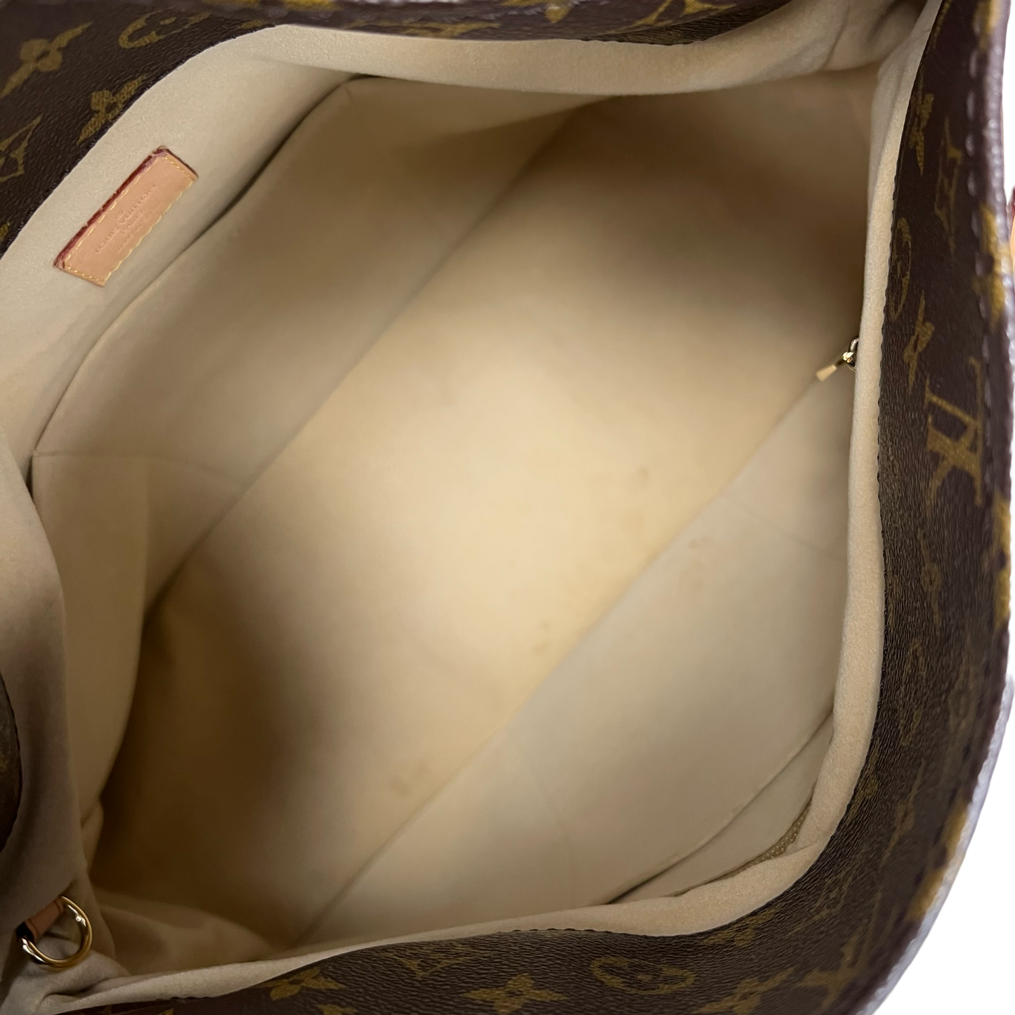 Louis Vuitton Artsy MM