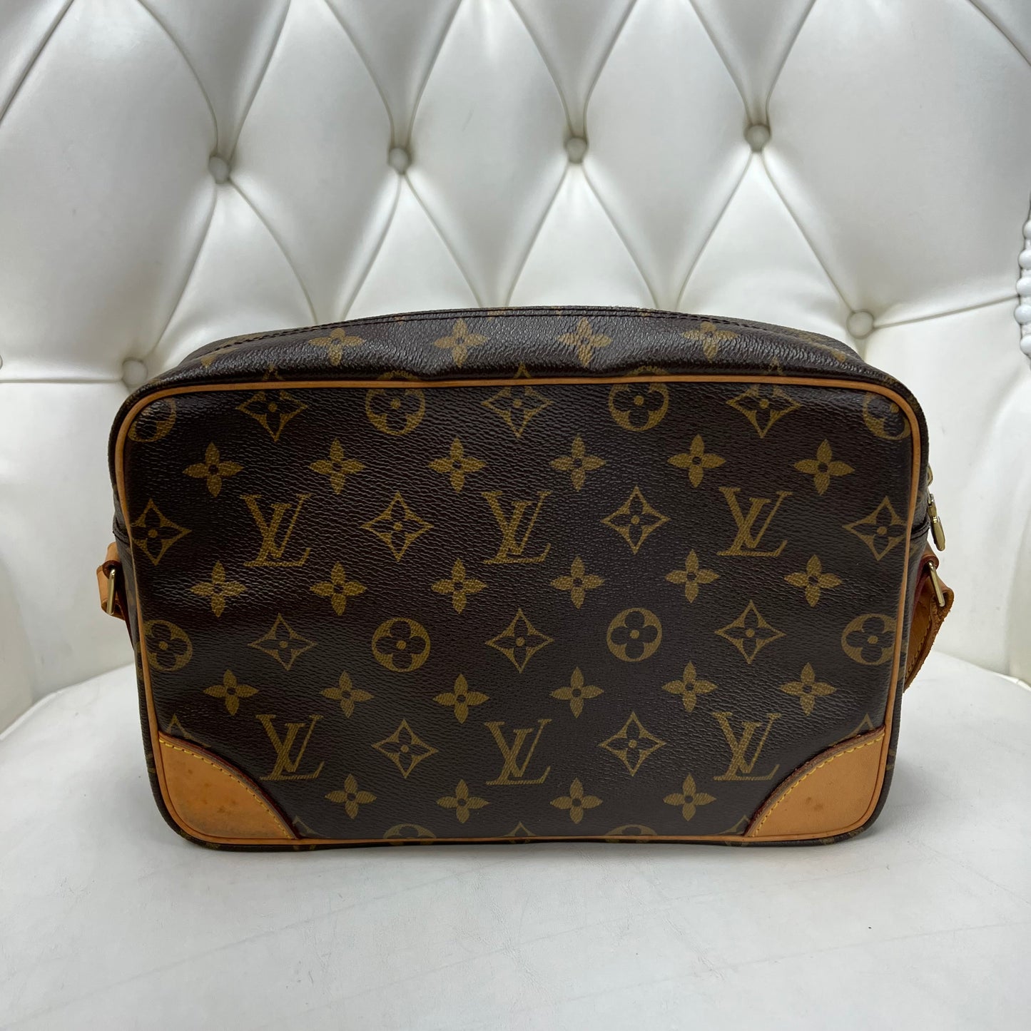Louis Vuitton Trocadero 27 Monogram