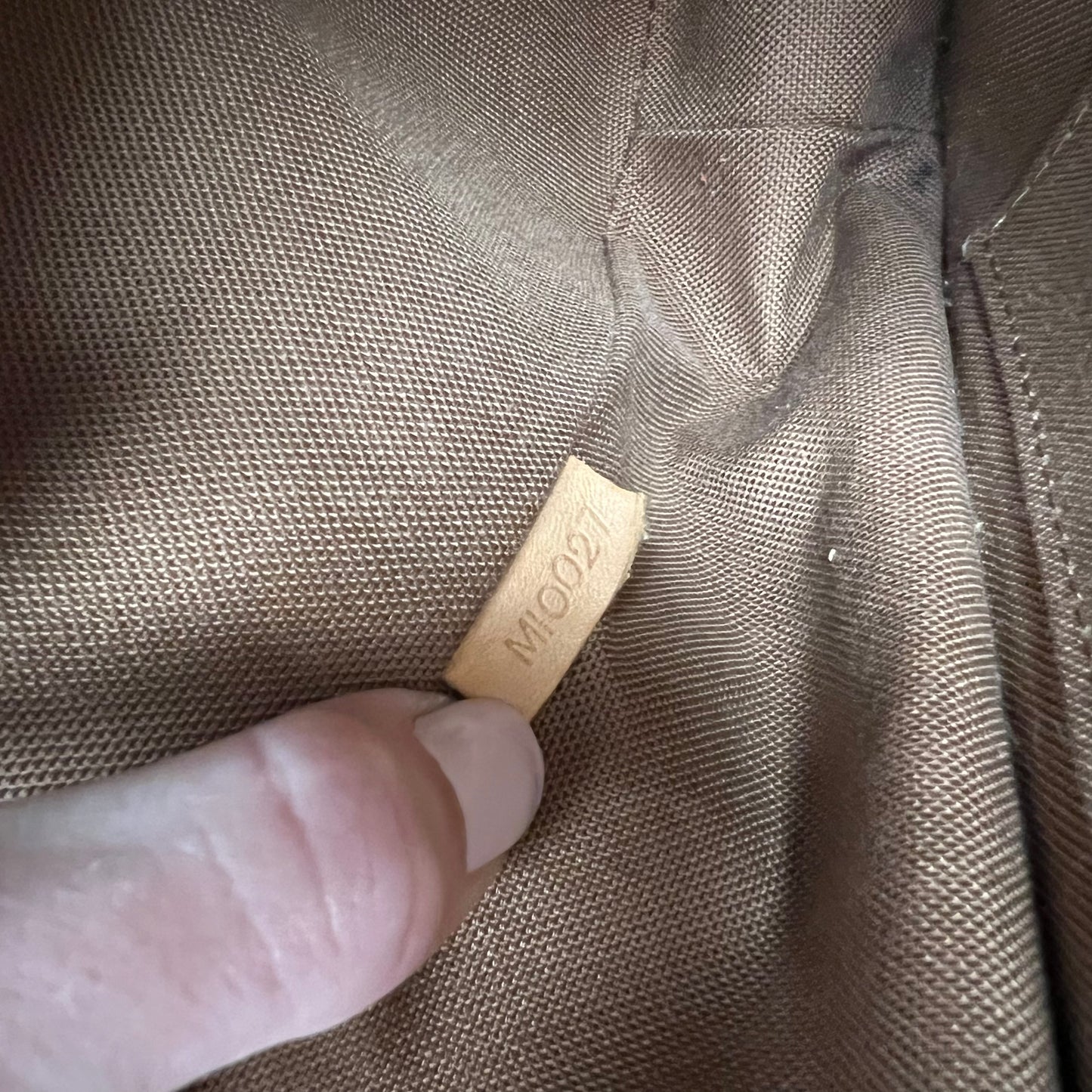 Louis Vuitton Brooklyn Pochette Plate Damier Ebene
