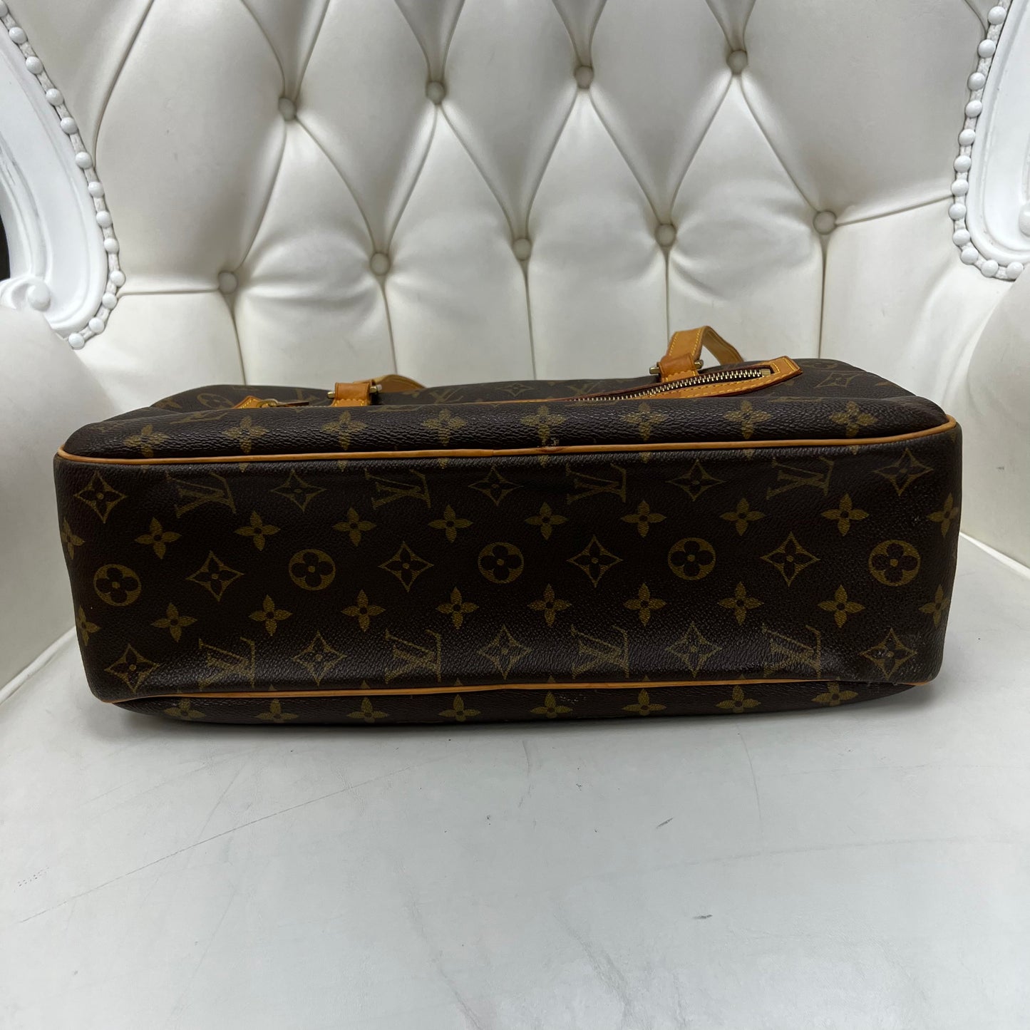Louis Vuitton Cite Monogram MM