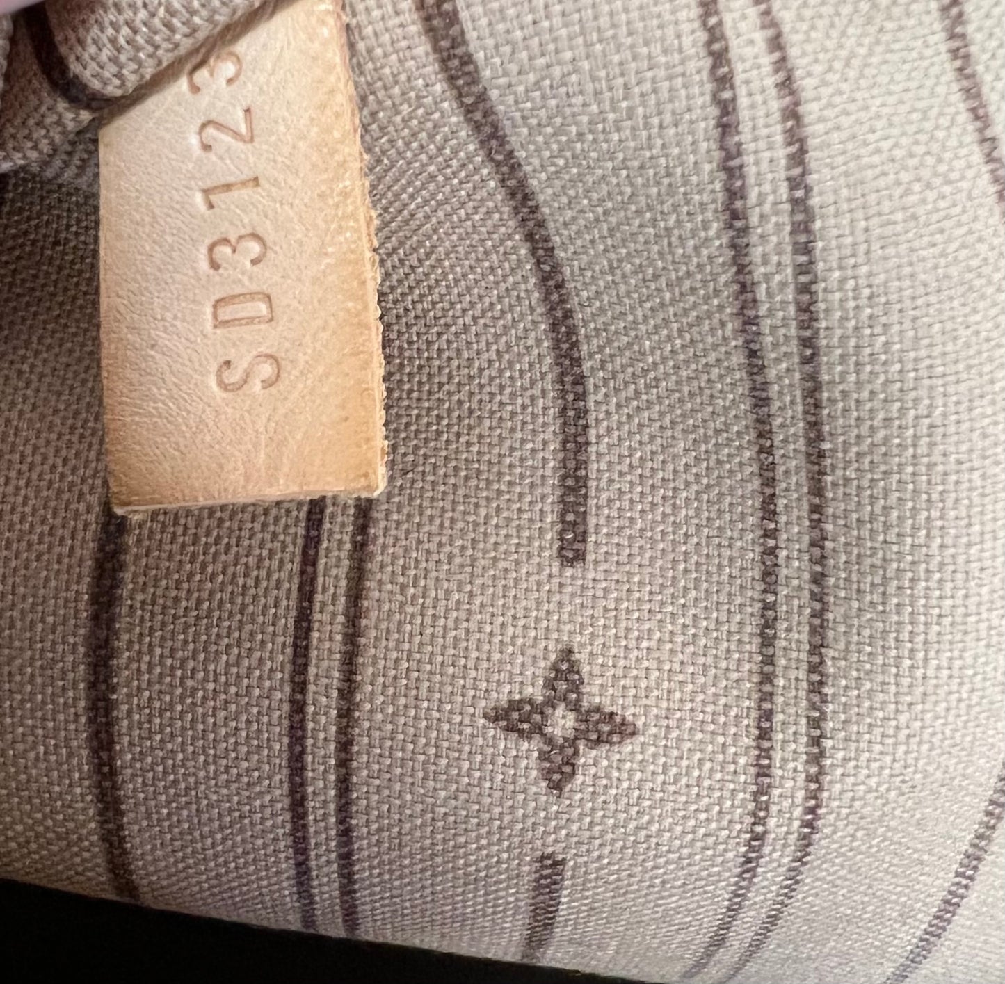 Louis Vuitton Neverfull GM Monogram