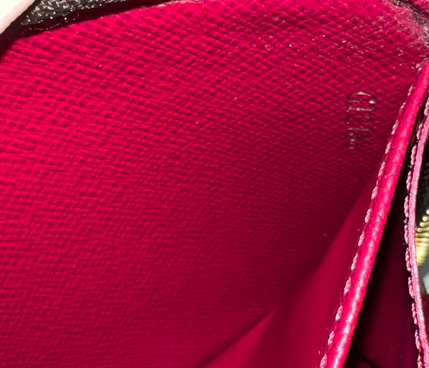 Louis Vuitton Zippy Wallet Monogram Fuchsia
