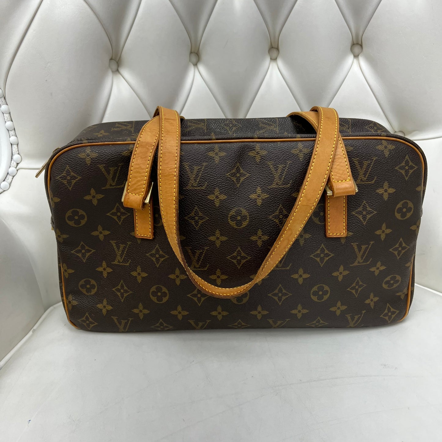 Louis Vuitton Cite Monogram MM