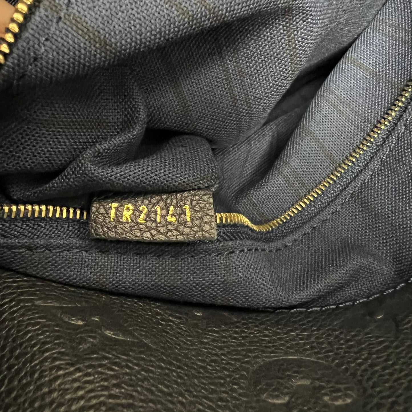 Louis Vuitton Bleu Infini Empreinte Leather Artsy MM