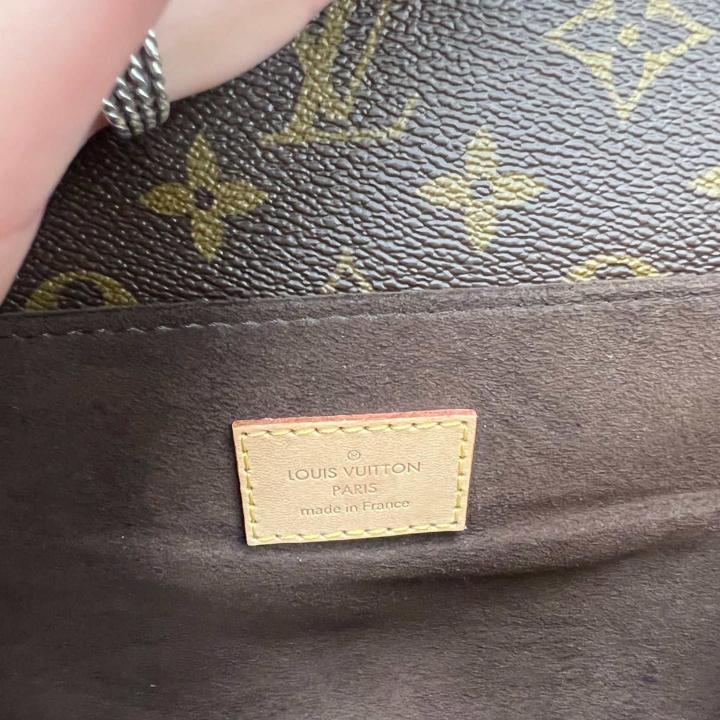 Louis Vuitton Pochette Métis Monogram