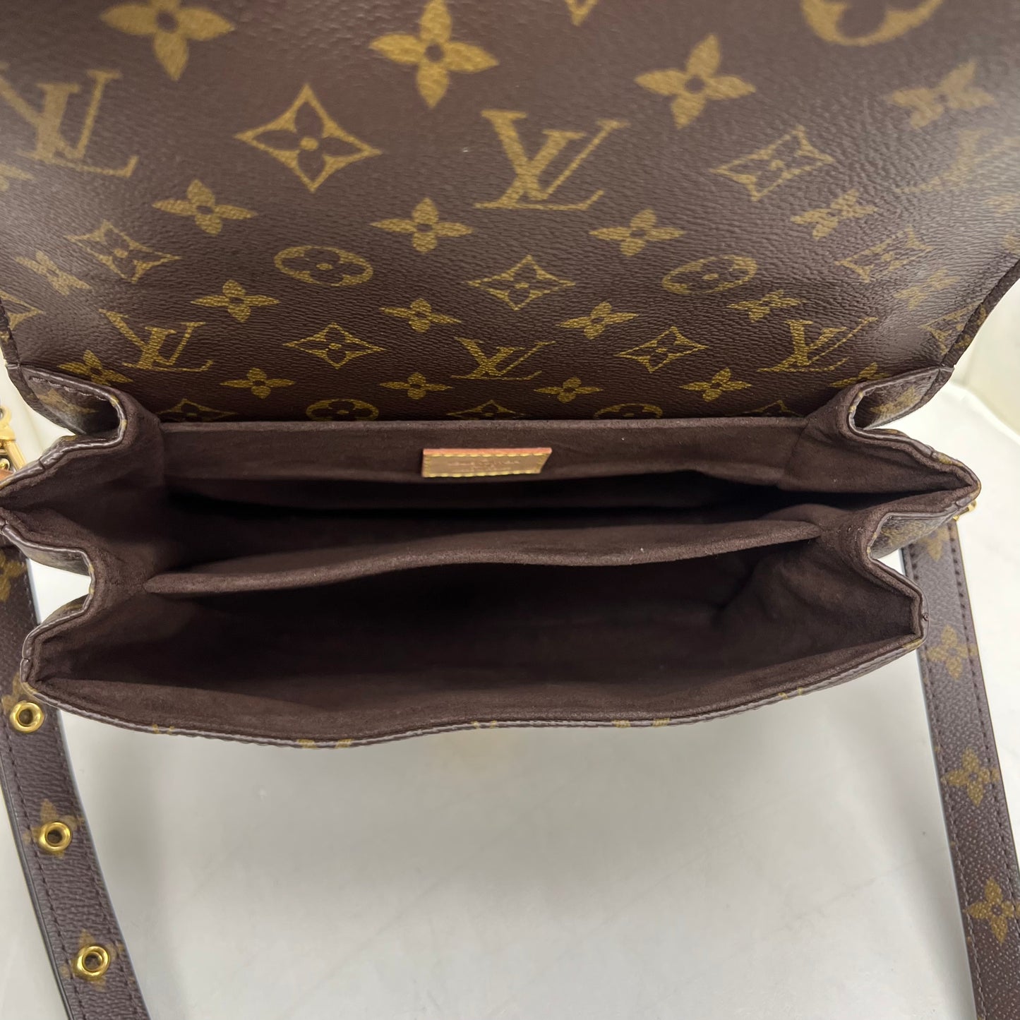 Louis Vuitton Pochette Métis Monogram