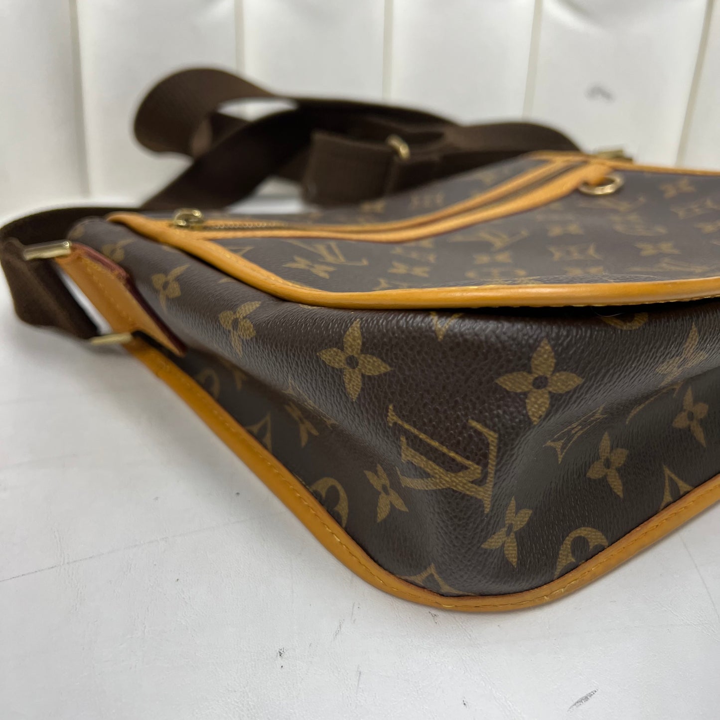 Louis Vuitton Monogram Canvas Bosphore Messenger PM