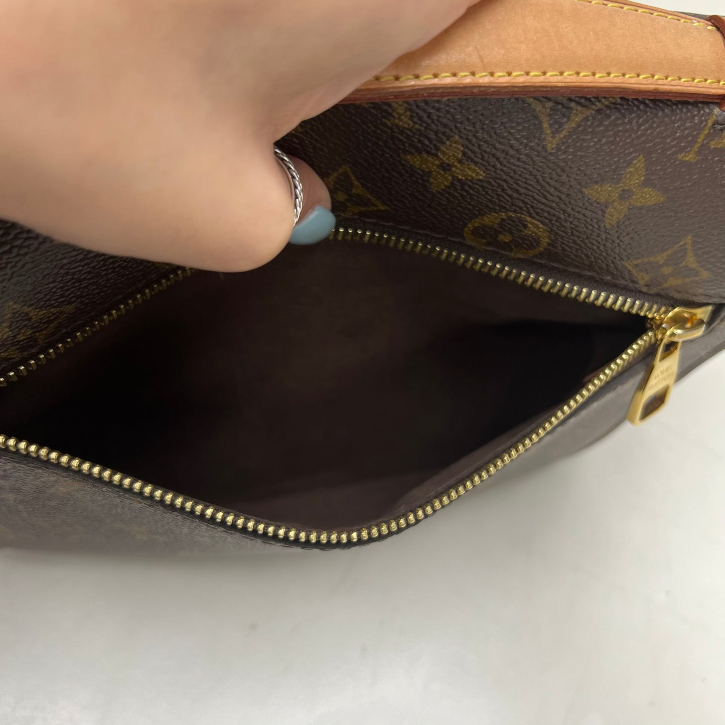 Louis Vuitton Pochette Métis Monogram