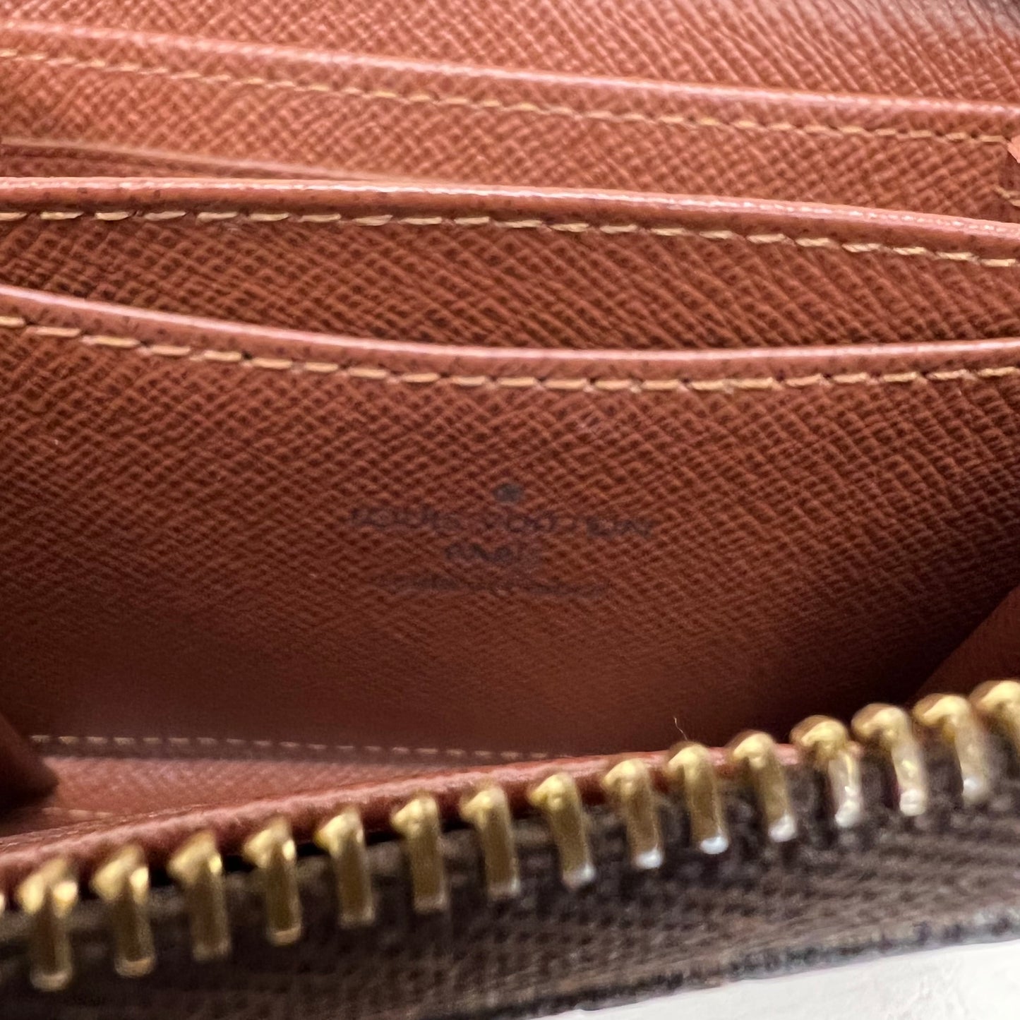 Louis Vuitton Monogram Zippy Coin Purse