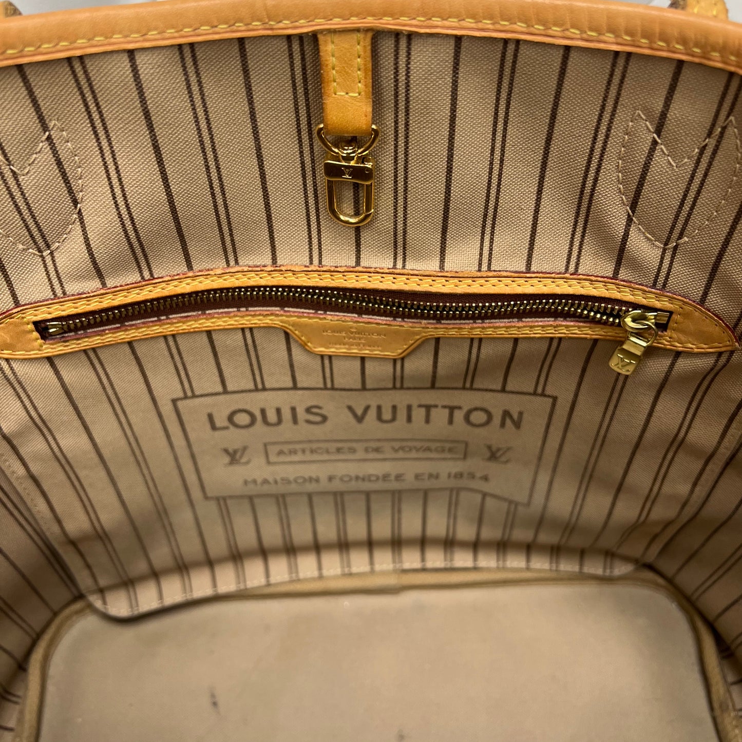 Louis Vuitton Neverfull MM Monogram