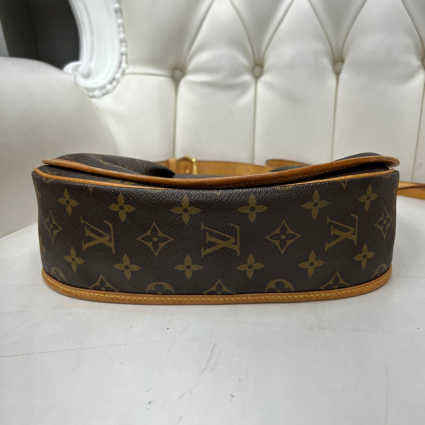 Louis Vuitton Menilmontant PM Monogram