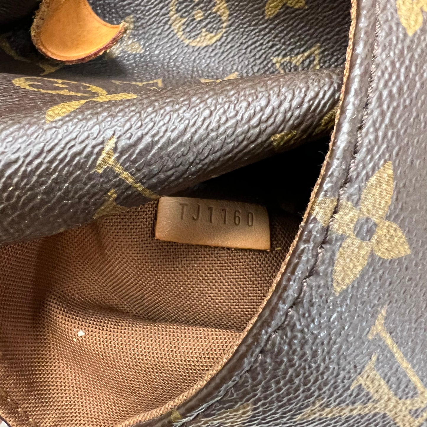 Louis Vuitton Totally MM Monogram