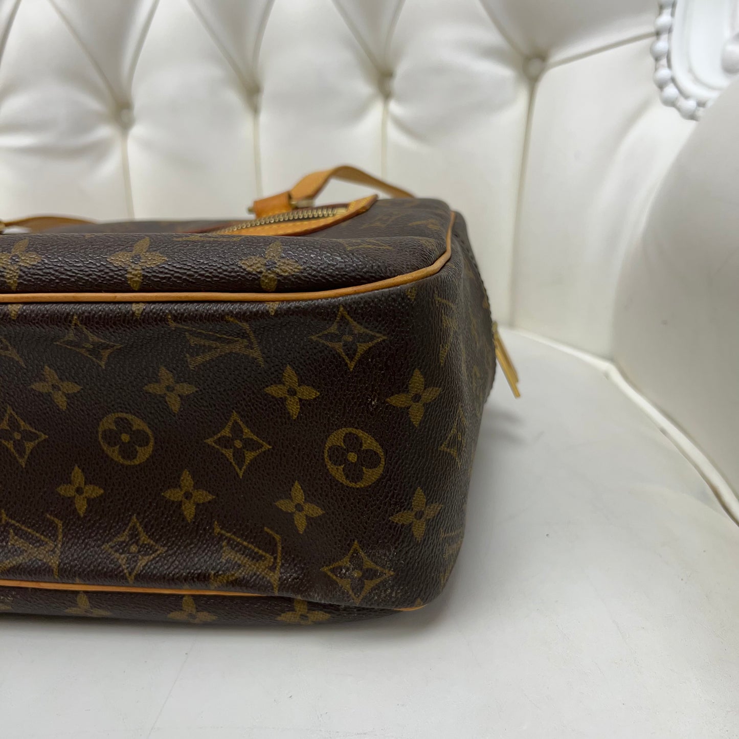 Louis Vuitton Cite Monogram MM