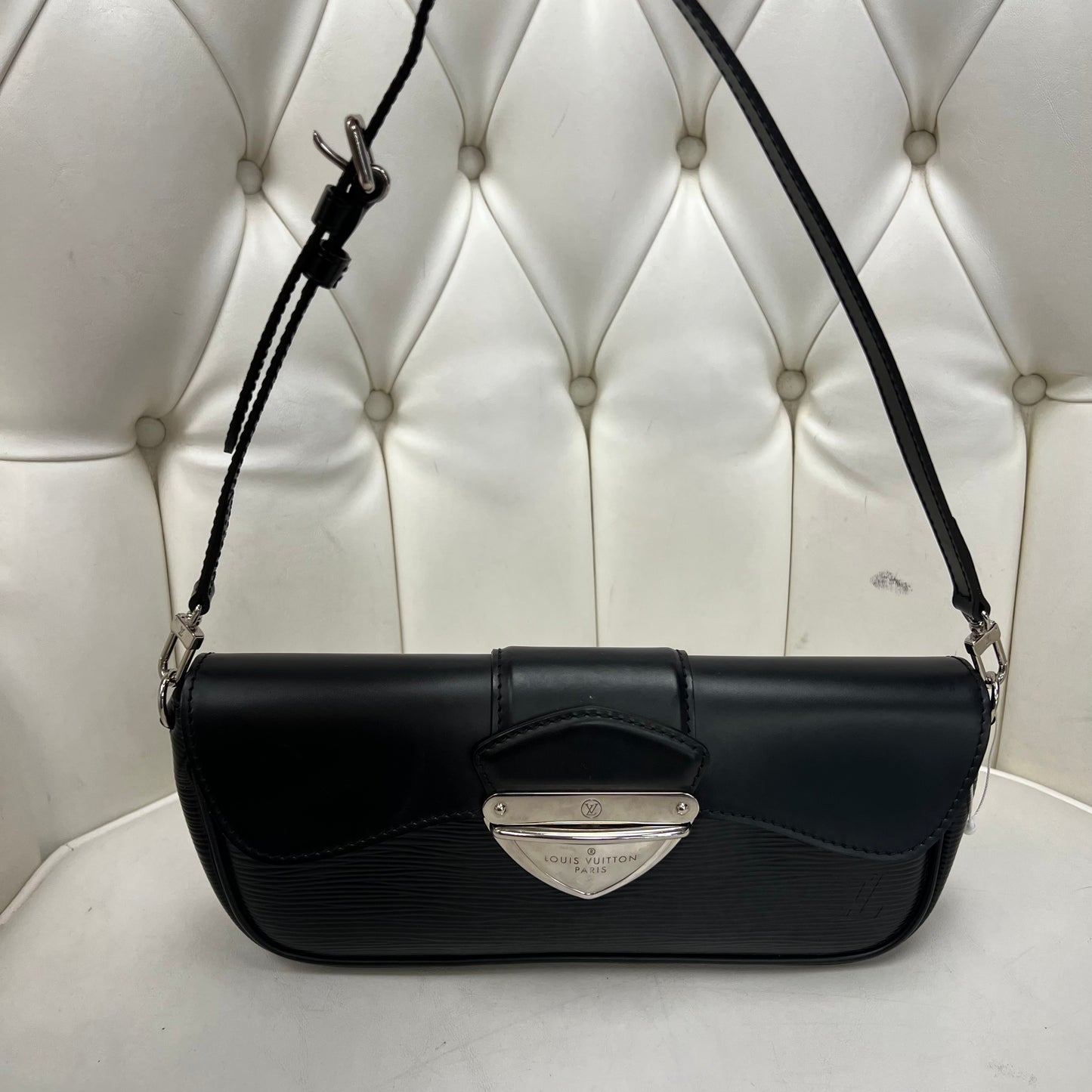 Louis Vuitton Montaigne Clutch Black Epi