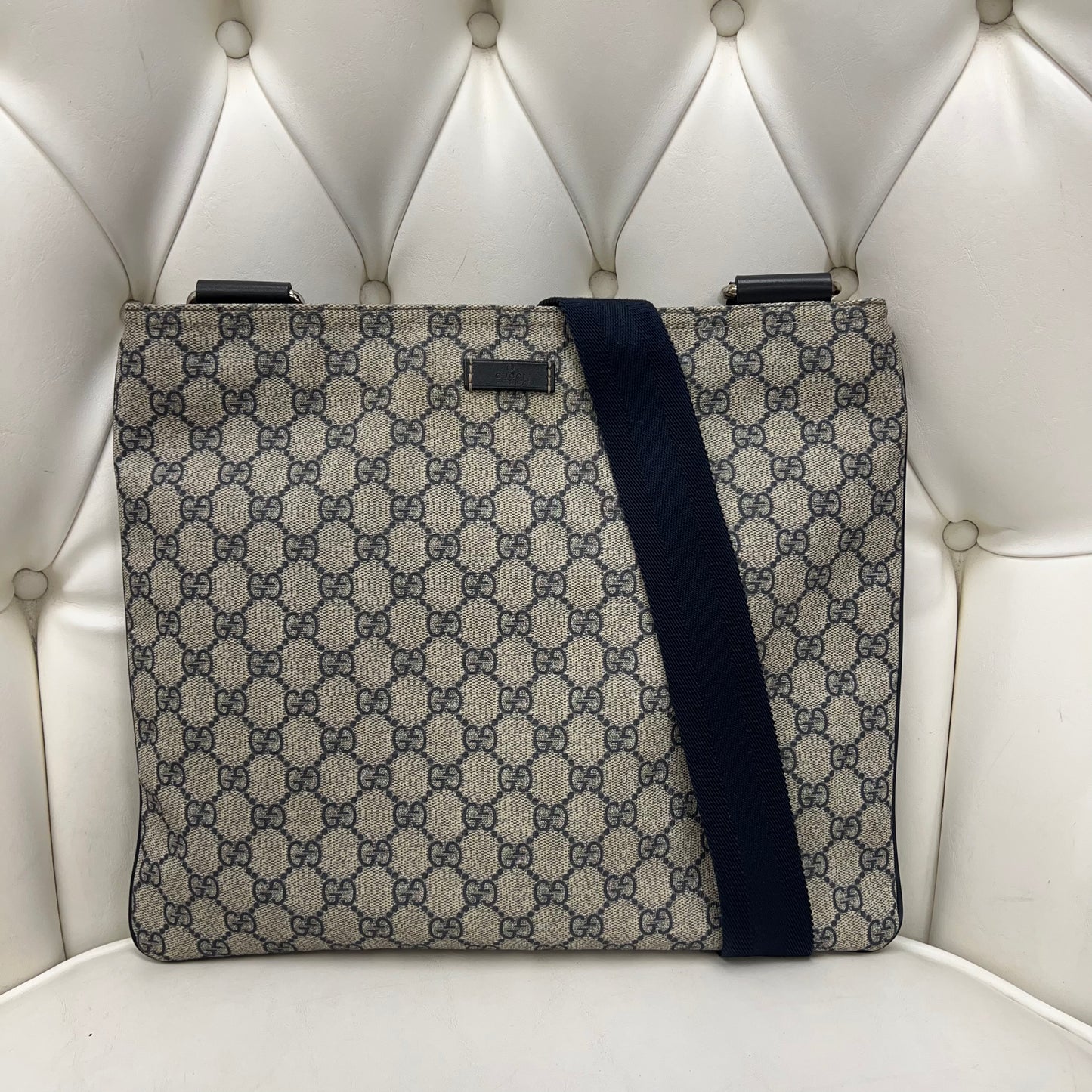 Gucci GG Supreme Canvas Messenger Bag