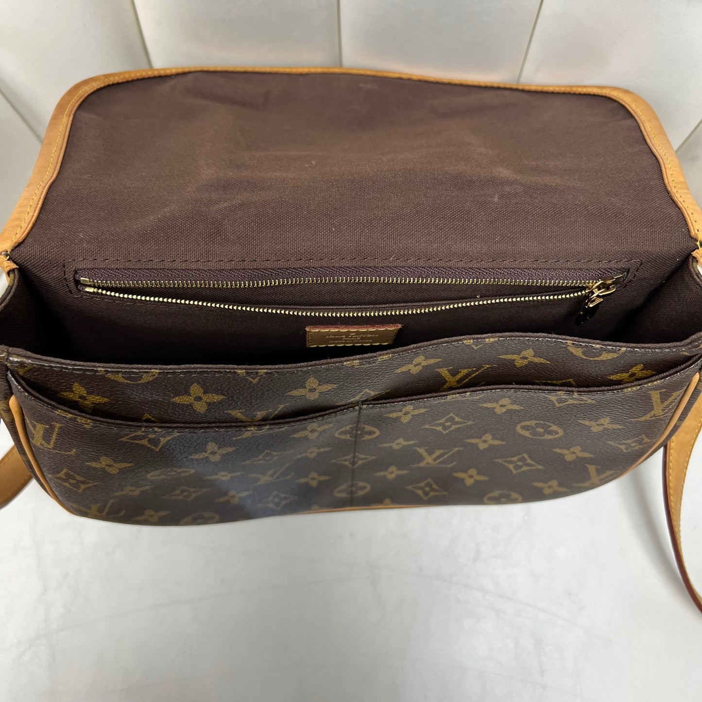 Louis Vuitton Menilmontant PM Monogram