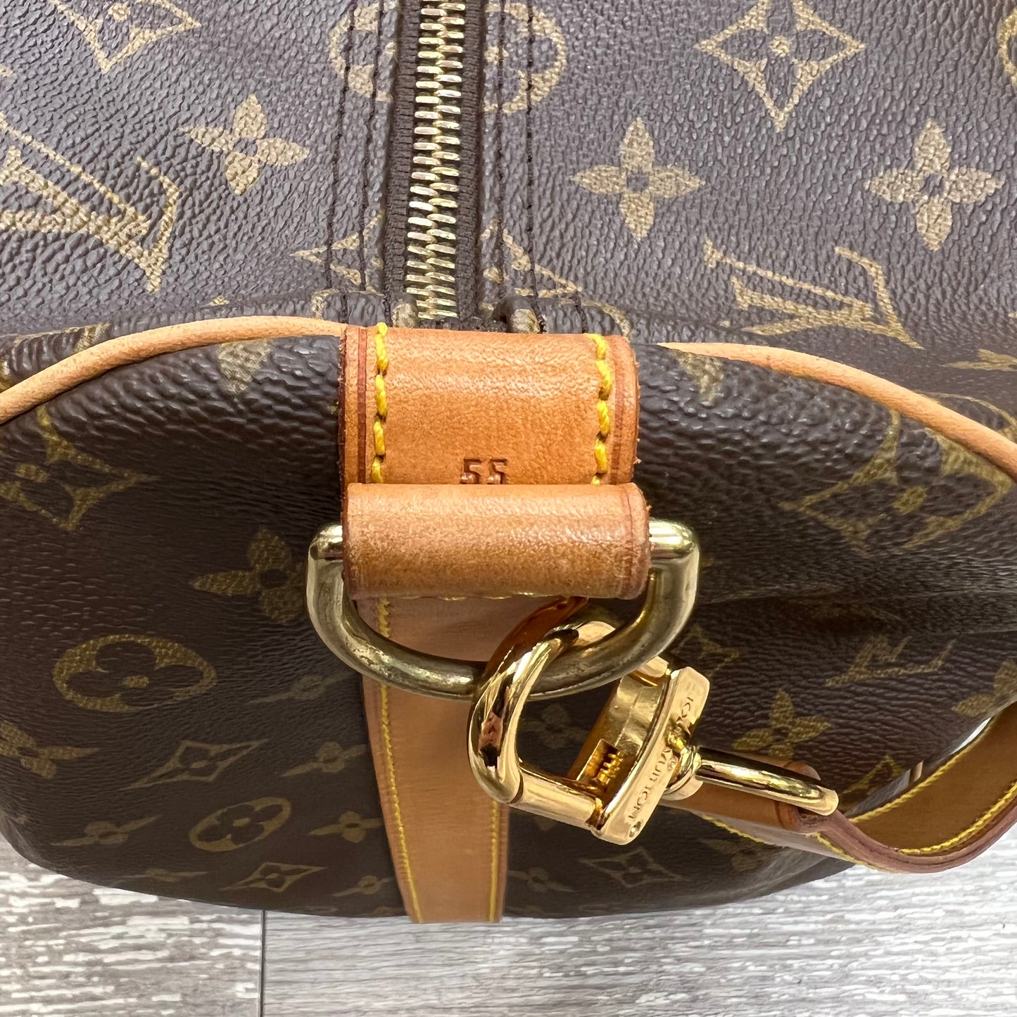 Louis Vuitton Keepall 55 Bandouliere Monogram