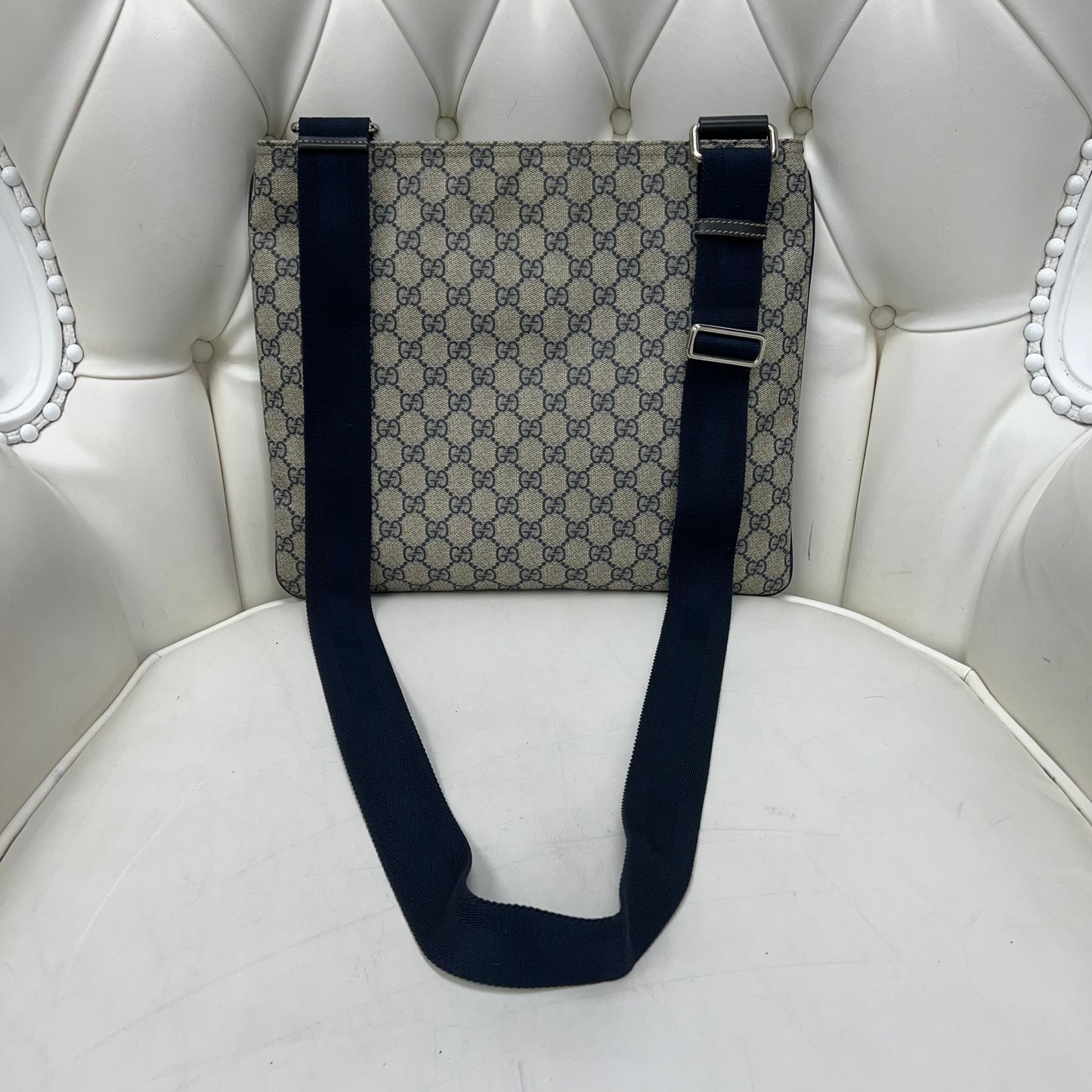 Gucci GG Supreme Canvas Messenger Bag