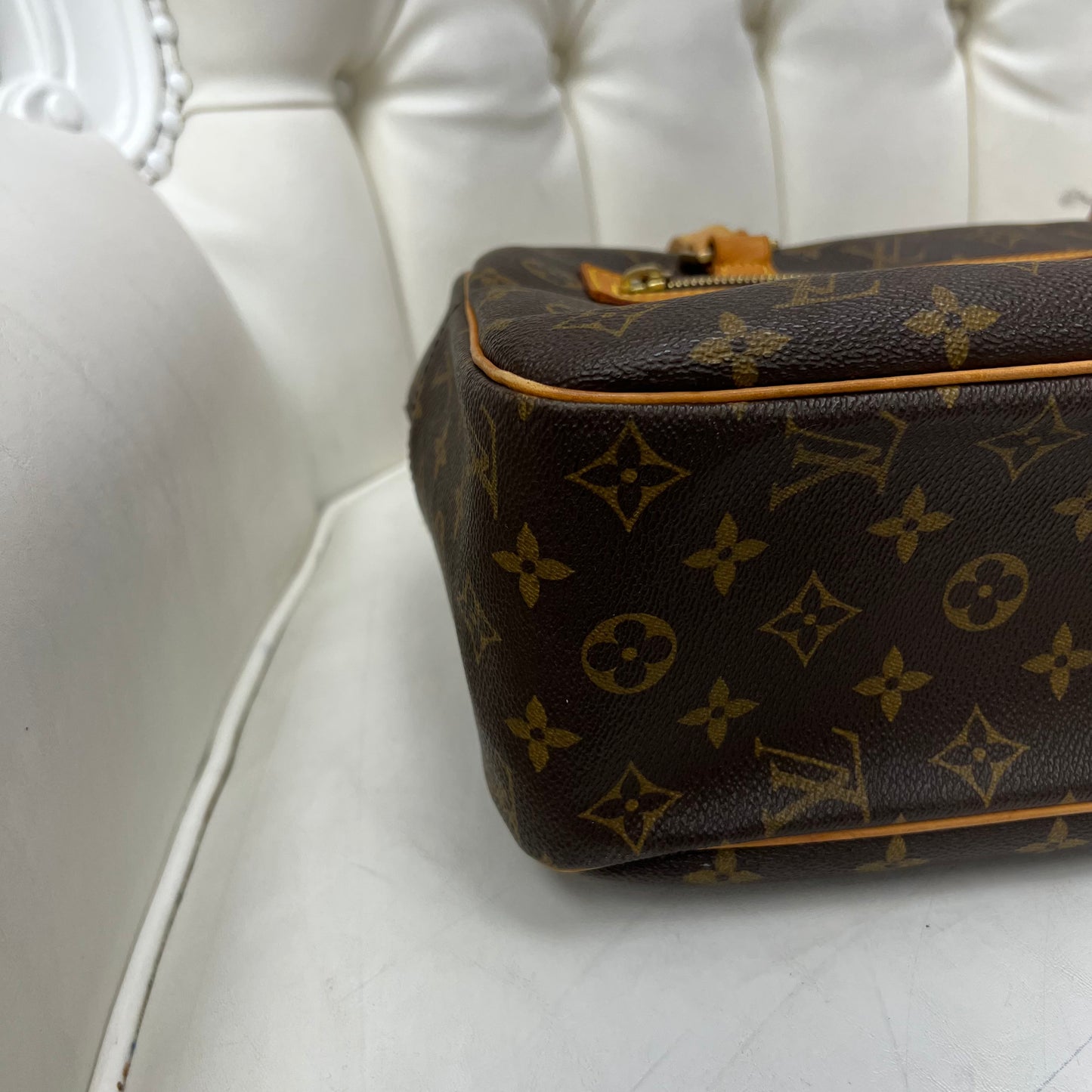 Louis Vuitton Cite Monogram MM