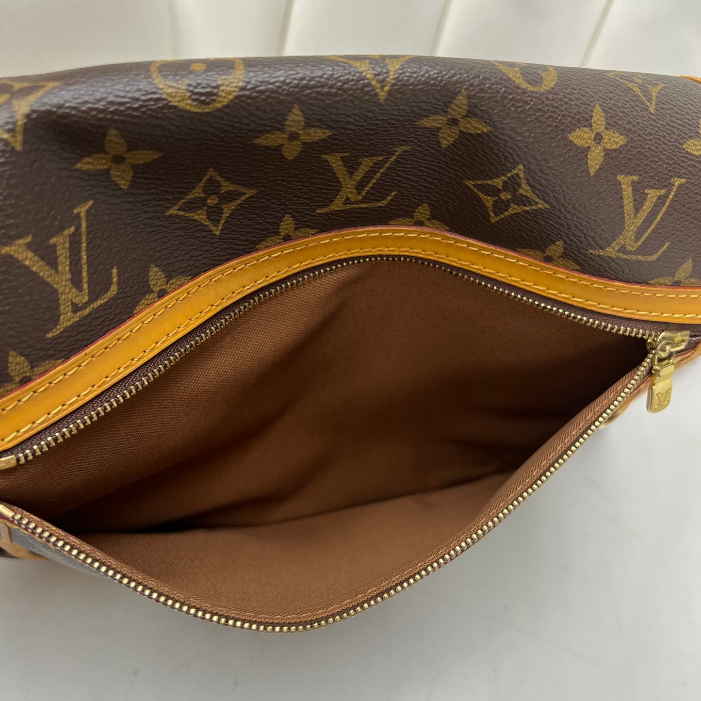 Louis Vuitton Monogram Canvas Bosphore Messenger PM