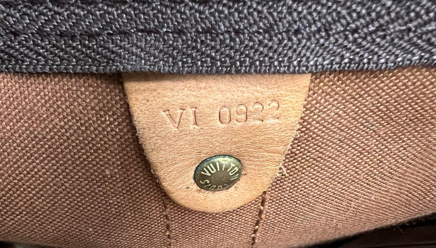 Louis Vuitton Keepall 55 Bandouliere Monogram
