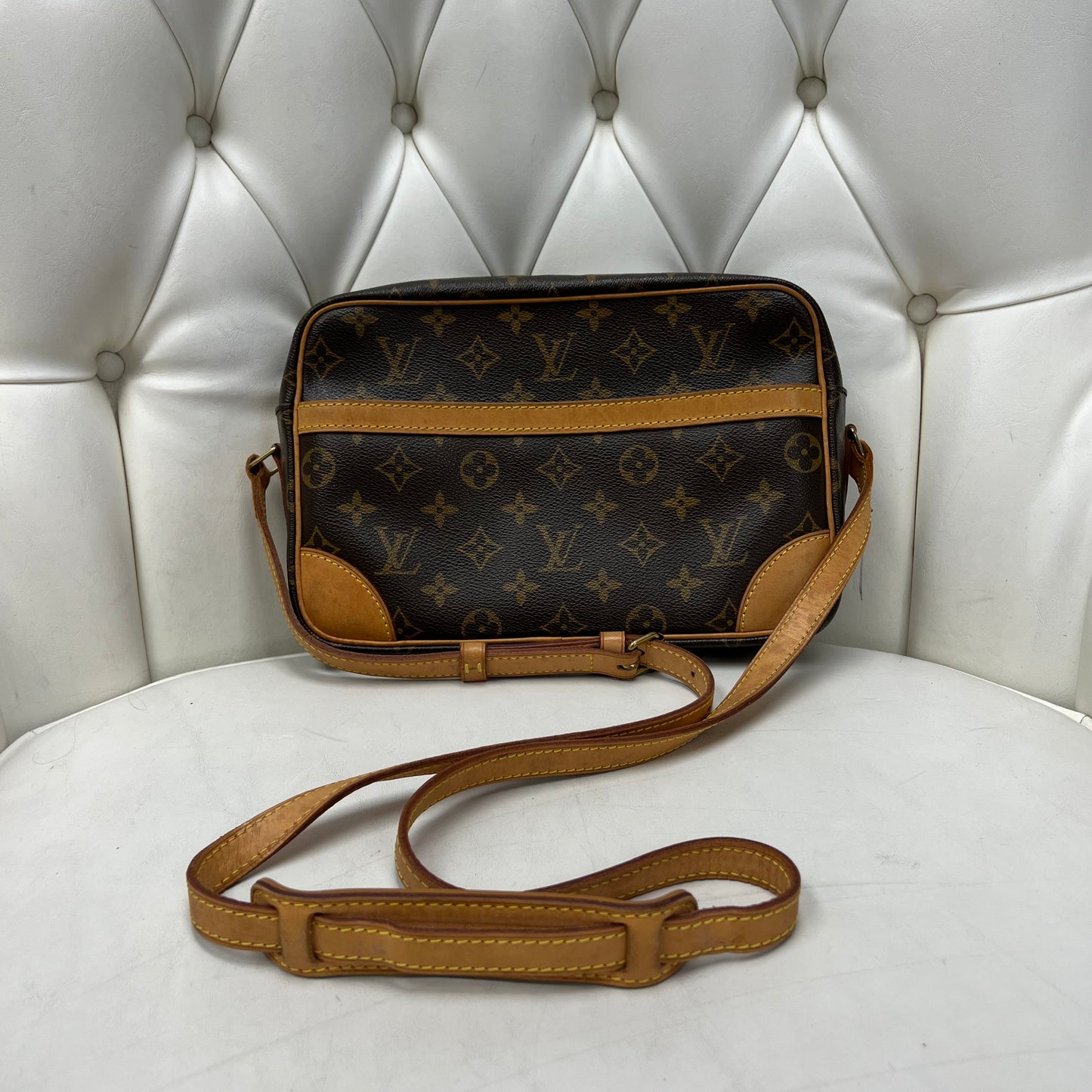 Louis Vuitton Trocadero 27 Monogram