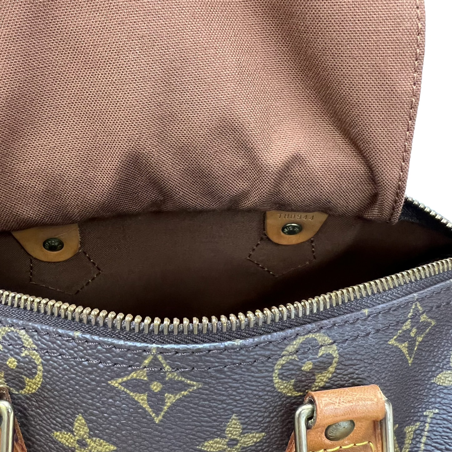 Louis Vuitton Speedy 25 Monogram