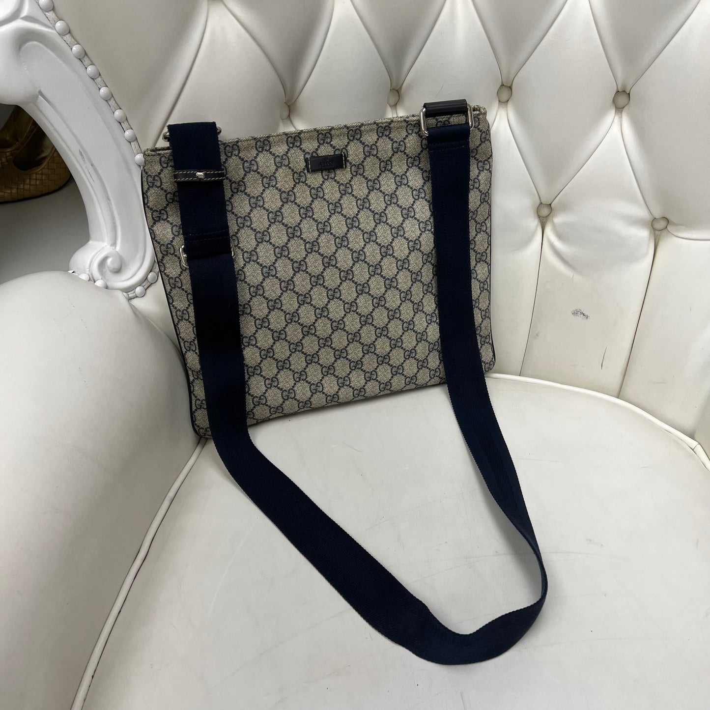 Gucci GG Supreme Canvas Messenger Bag
