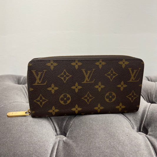 Louis Vuitton Zippy Wallet Monogram