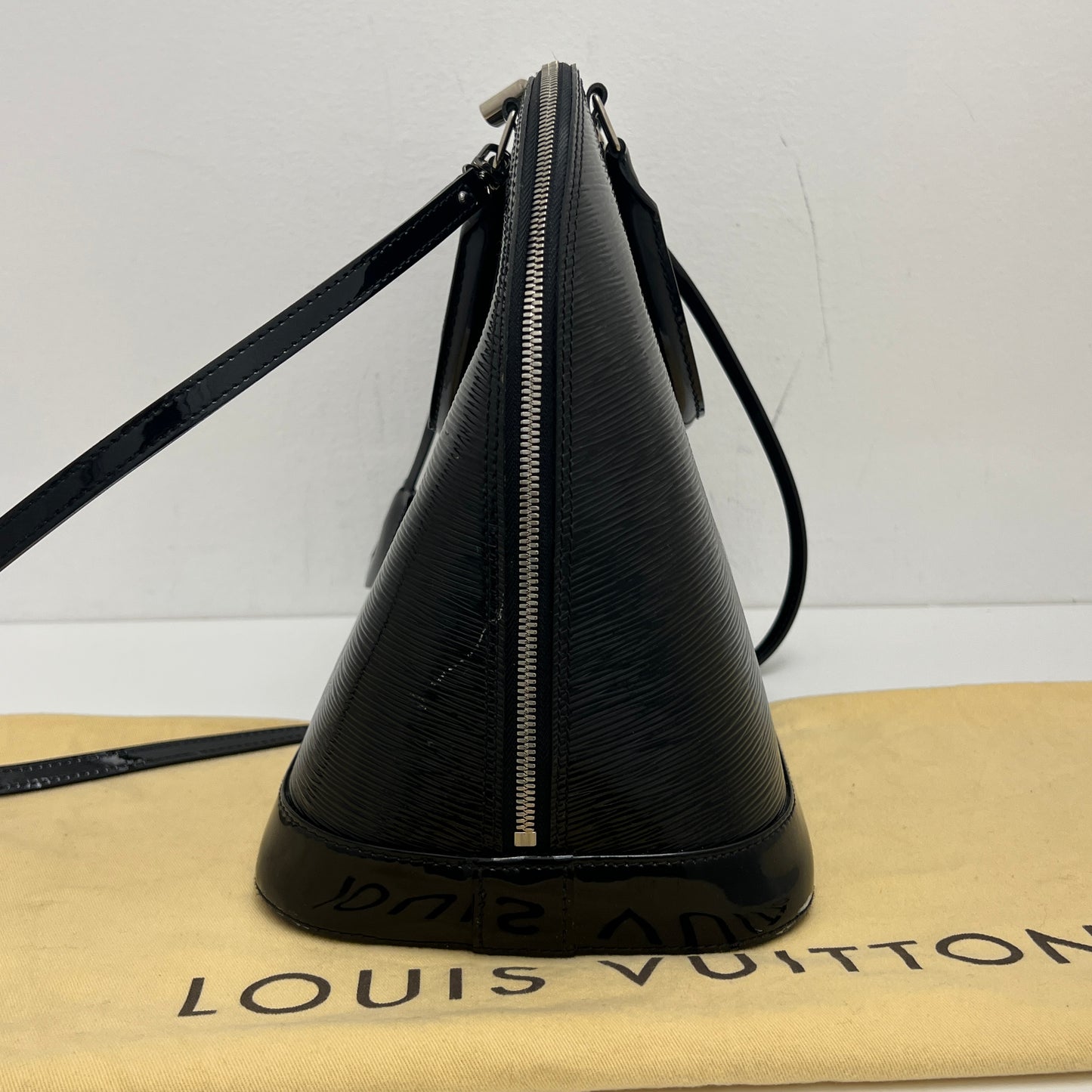 Louis Vuitton Alma Gm Black Epi Electric Patent
