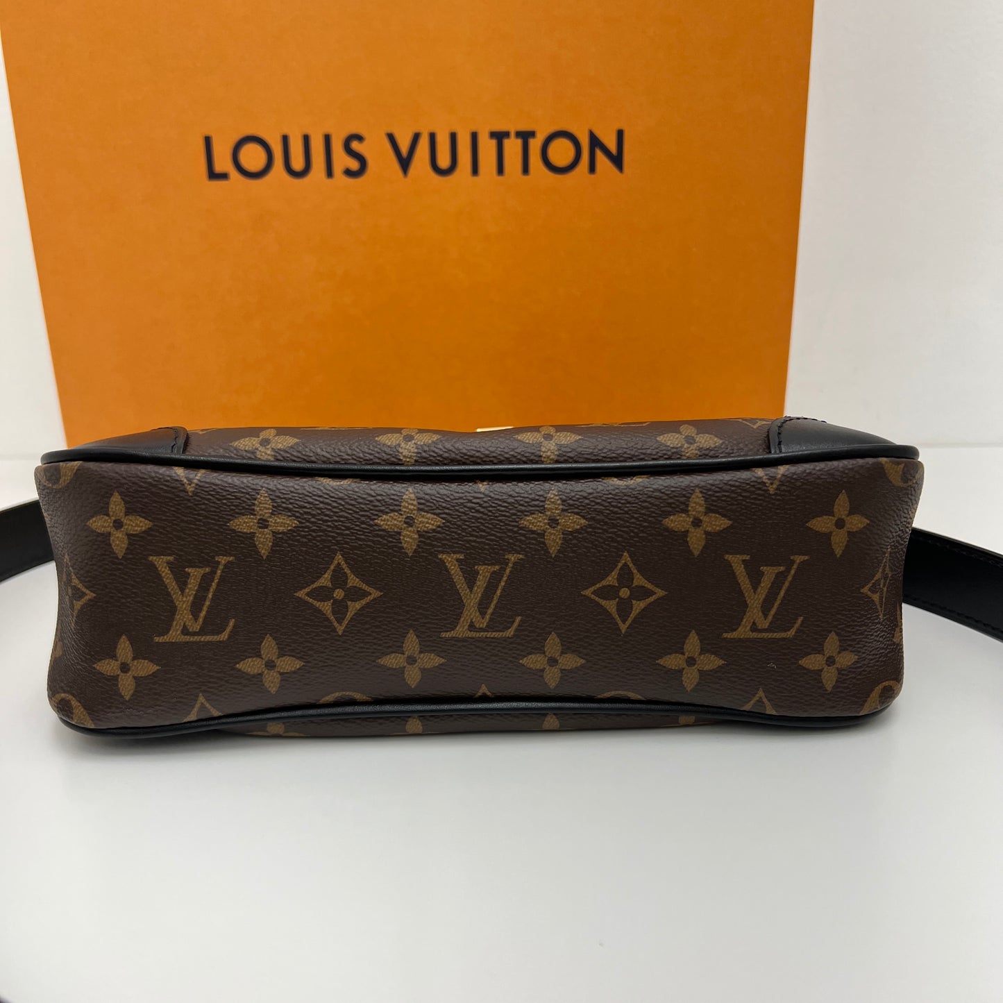Louis Vuitton Odeon NM PM with Box & Dust Bag