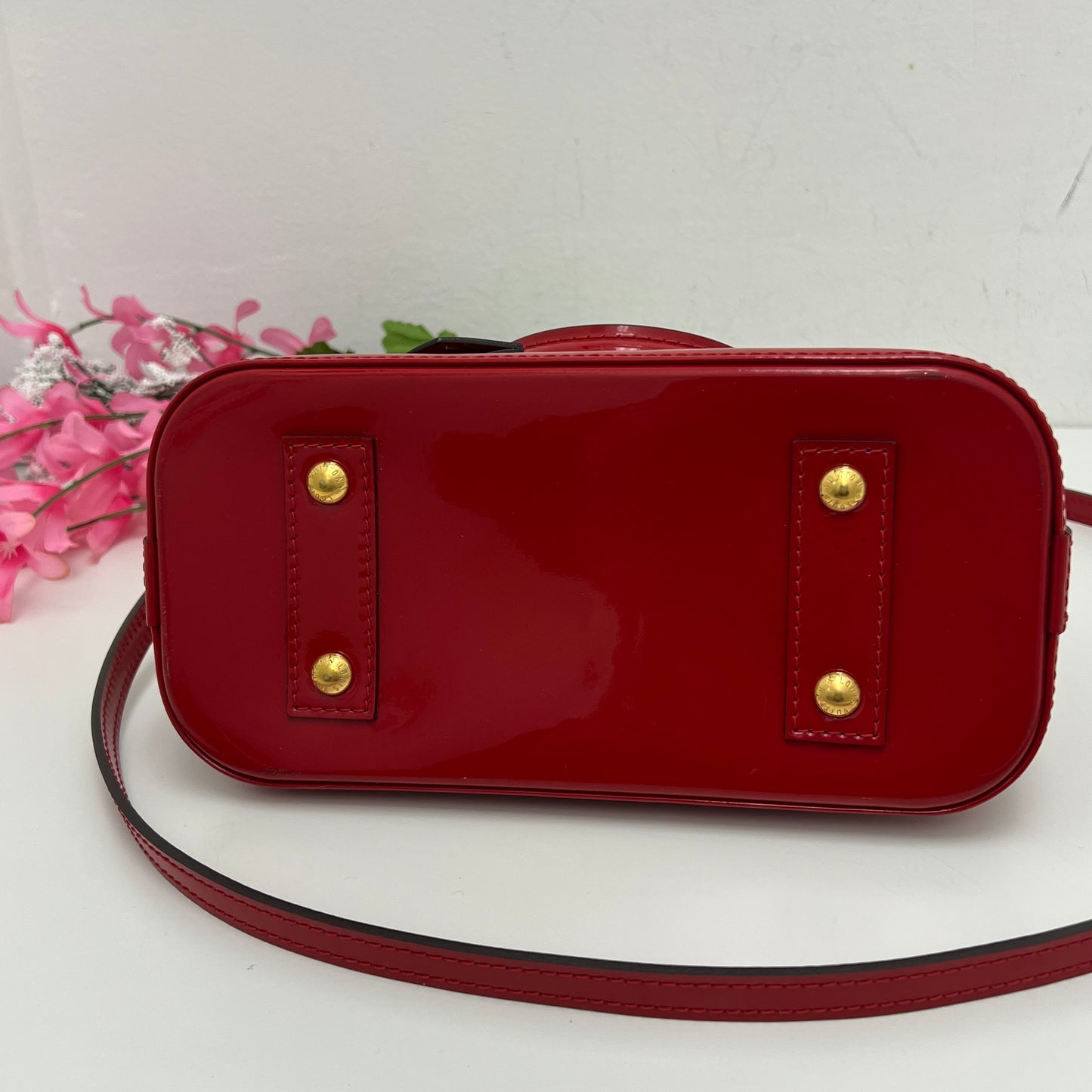 Louis Vuitton Alma BB Vernis Rose Indian