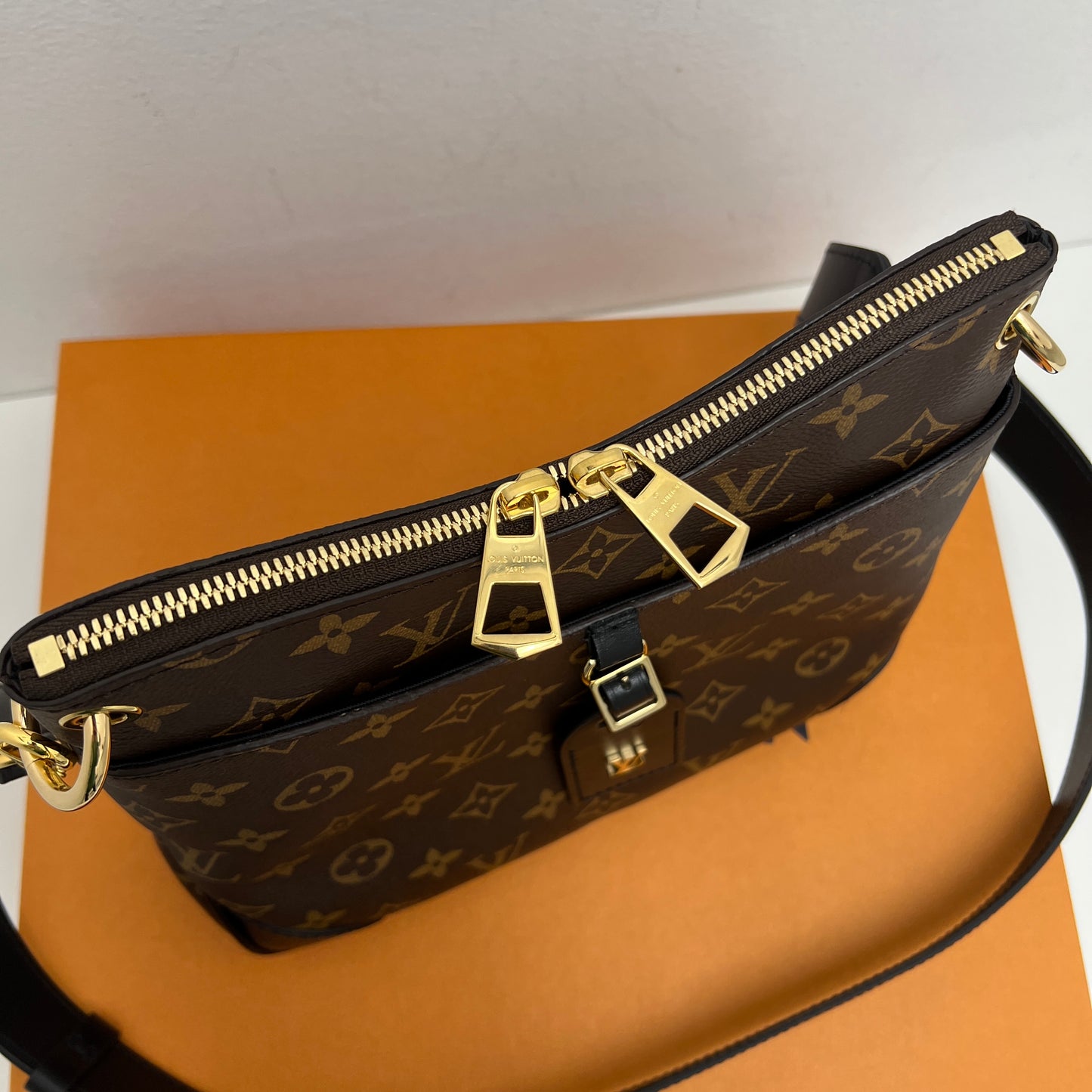 Louis Vuitton Odeon NM PM with Box & Dust Bag