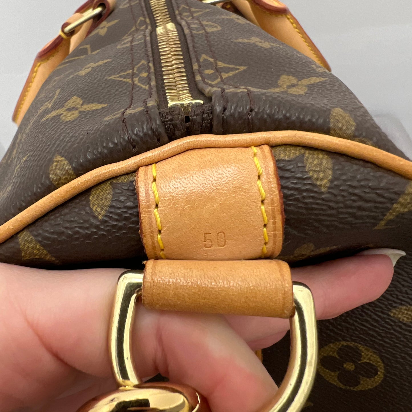 Louis Vuitton Monogram Keepall 50 Bandouliere Duffle Bag