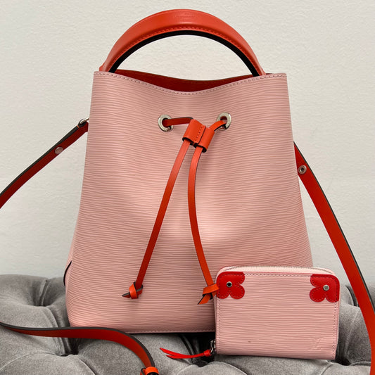 Louis Vuitton Epi Noe MM with Compact Wallet