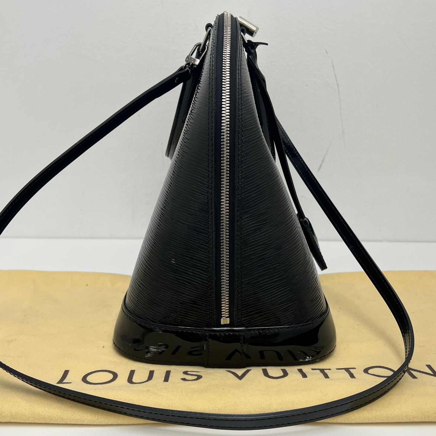 Louis Vuitton Alma Gm Black Epi Electric Patent