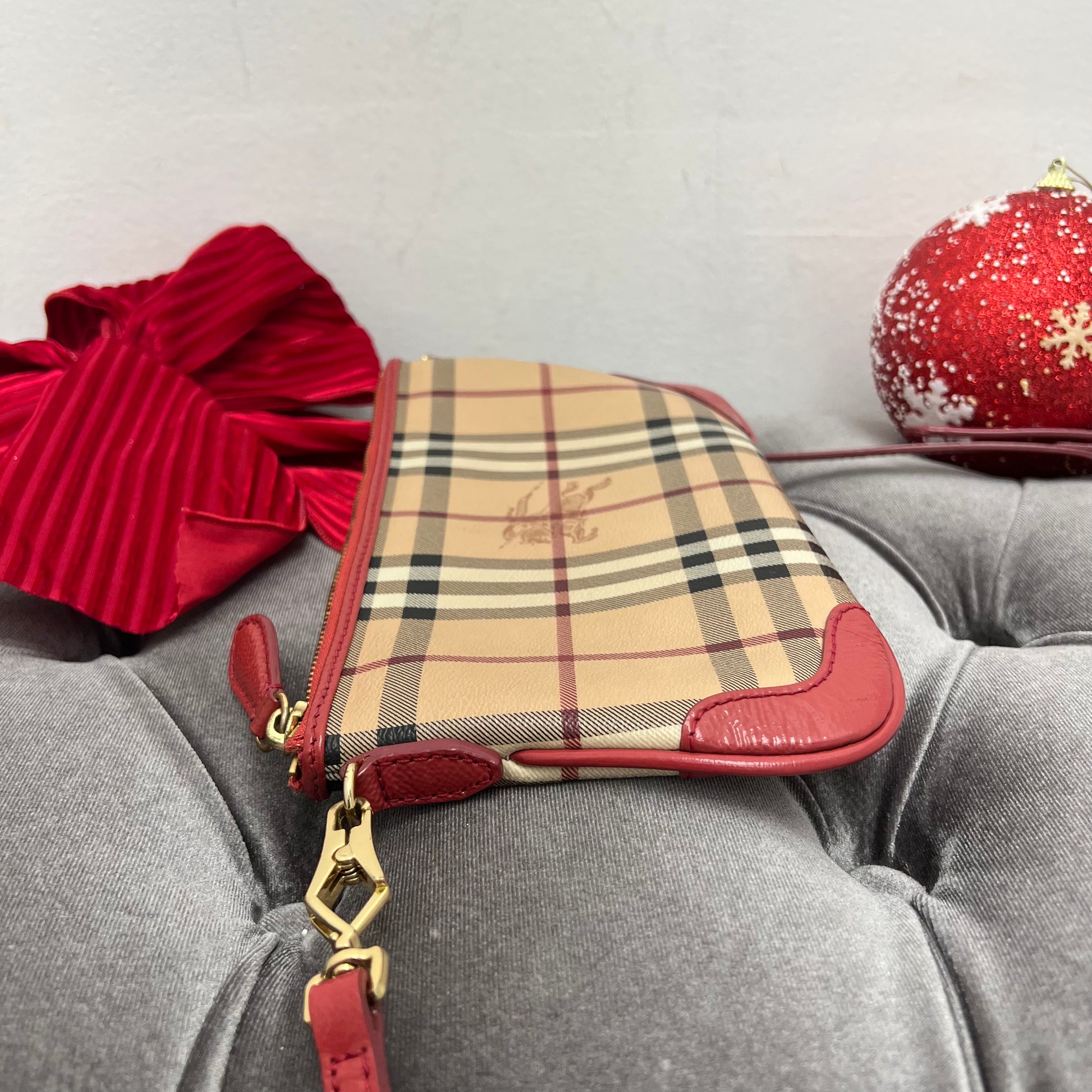 Burberry Haymarket Crossbody J'Adore Wakefield