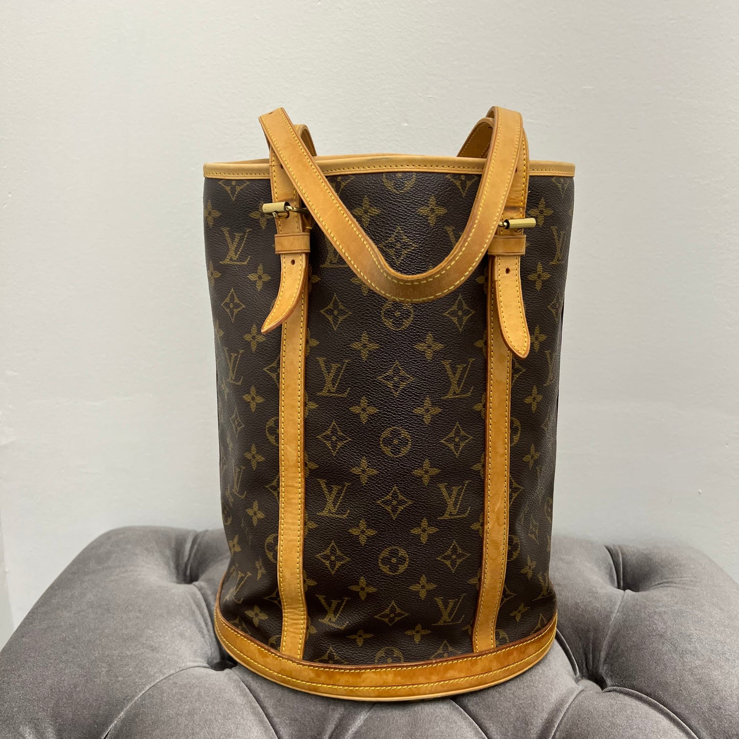 Louis Vuitton Bucket Bag Monogram