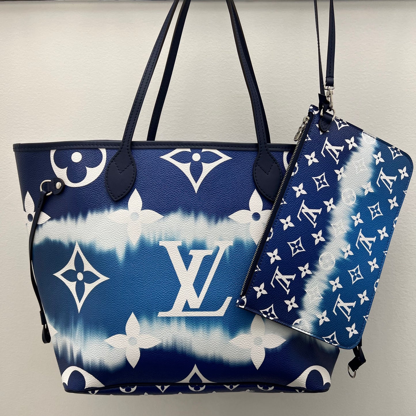 Louis Vuitton Monogram Escale Neverfull MM Blue with Pouch, Limited Edition