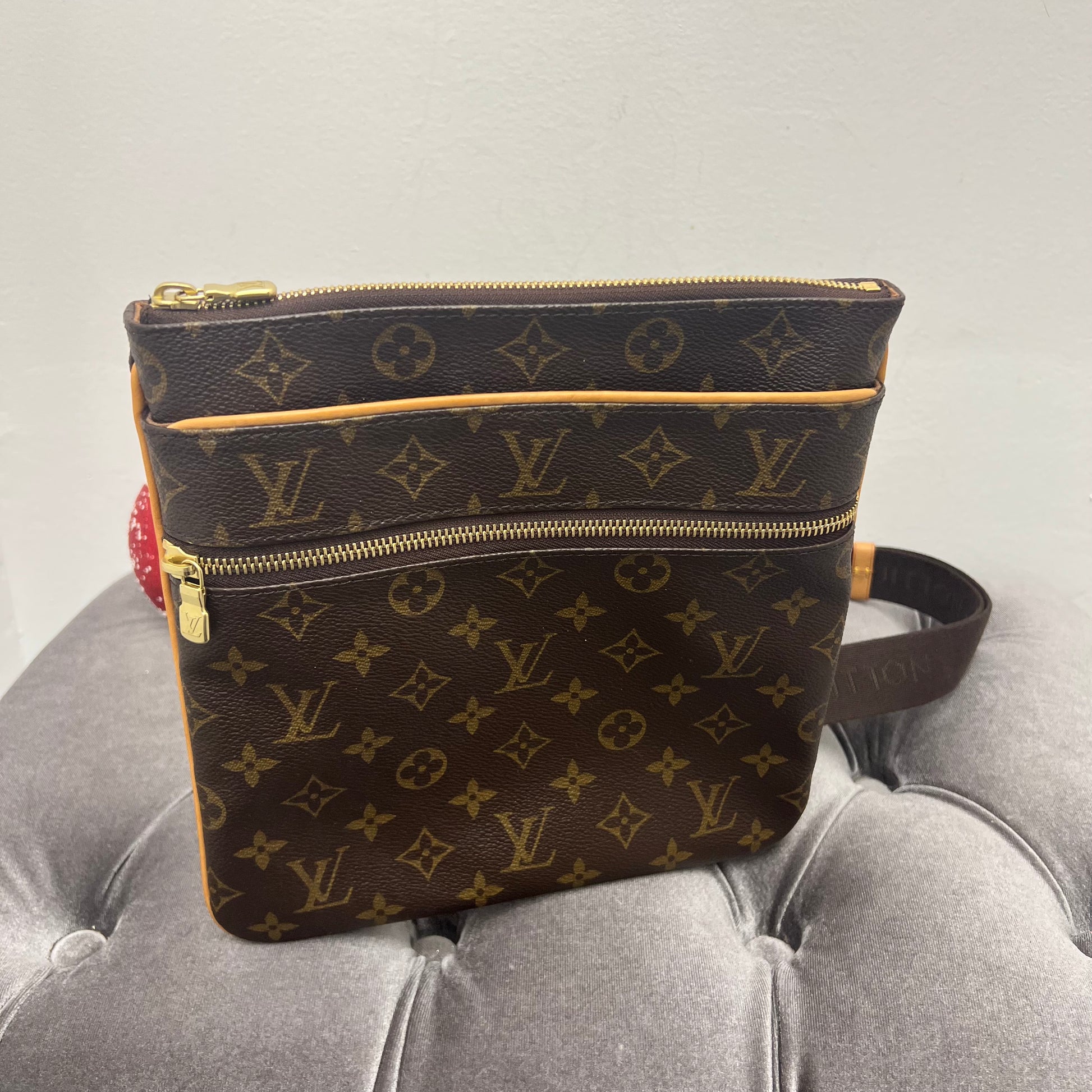 Louis Vuitton Monogram Valmy Pochette J'Adore Wakefield