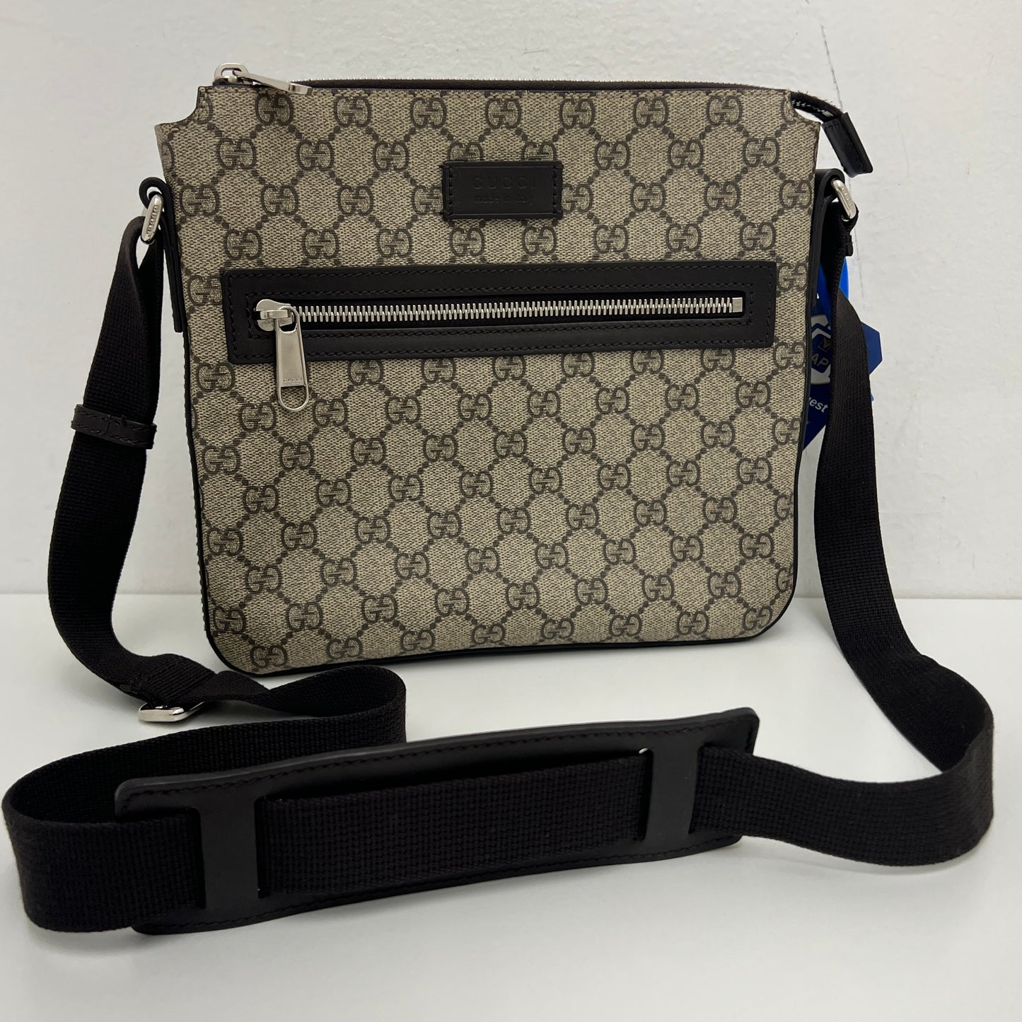 Gucci GG Supreme Canvas Messenger Crossbody Bag