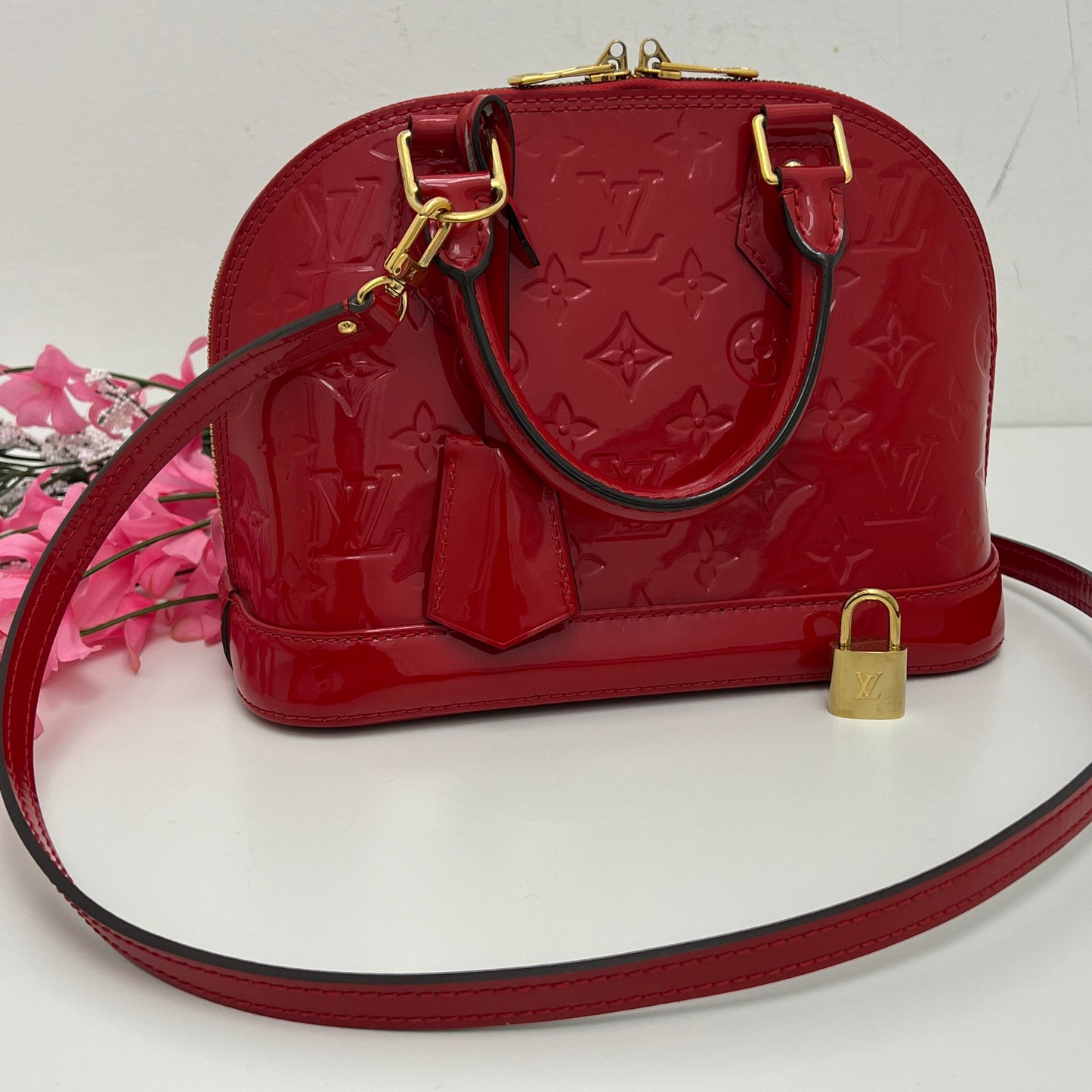 Louis Vuitton Alma BB Vernis Rose Indian