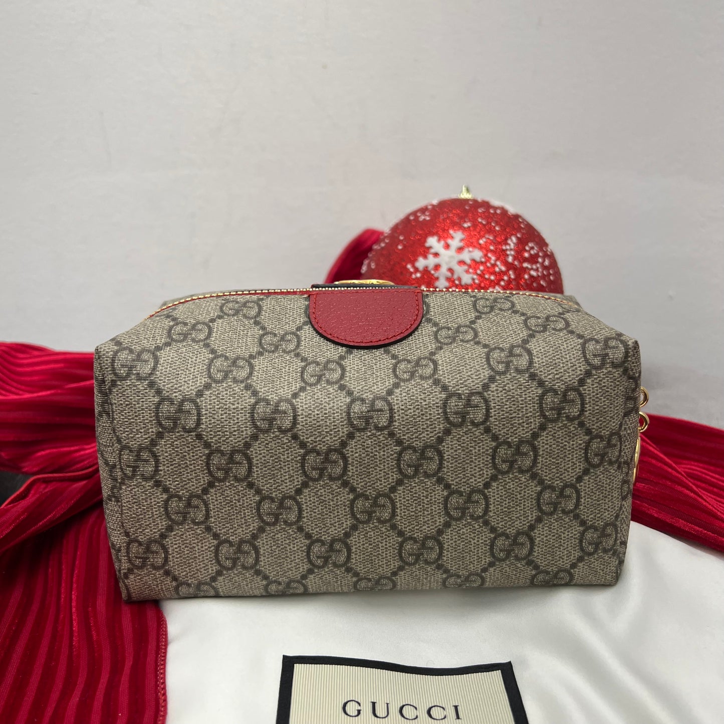 Gucci Cosmetic Pouch Monogram Red