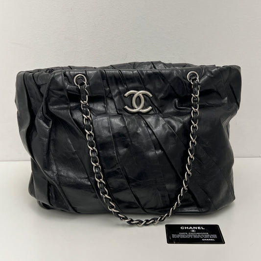 Chanel Twisted Tote Black Silver