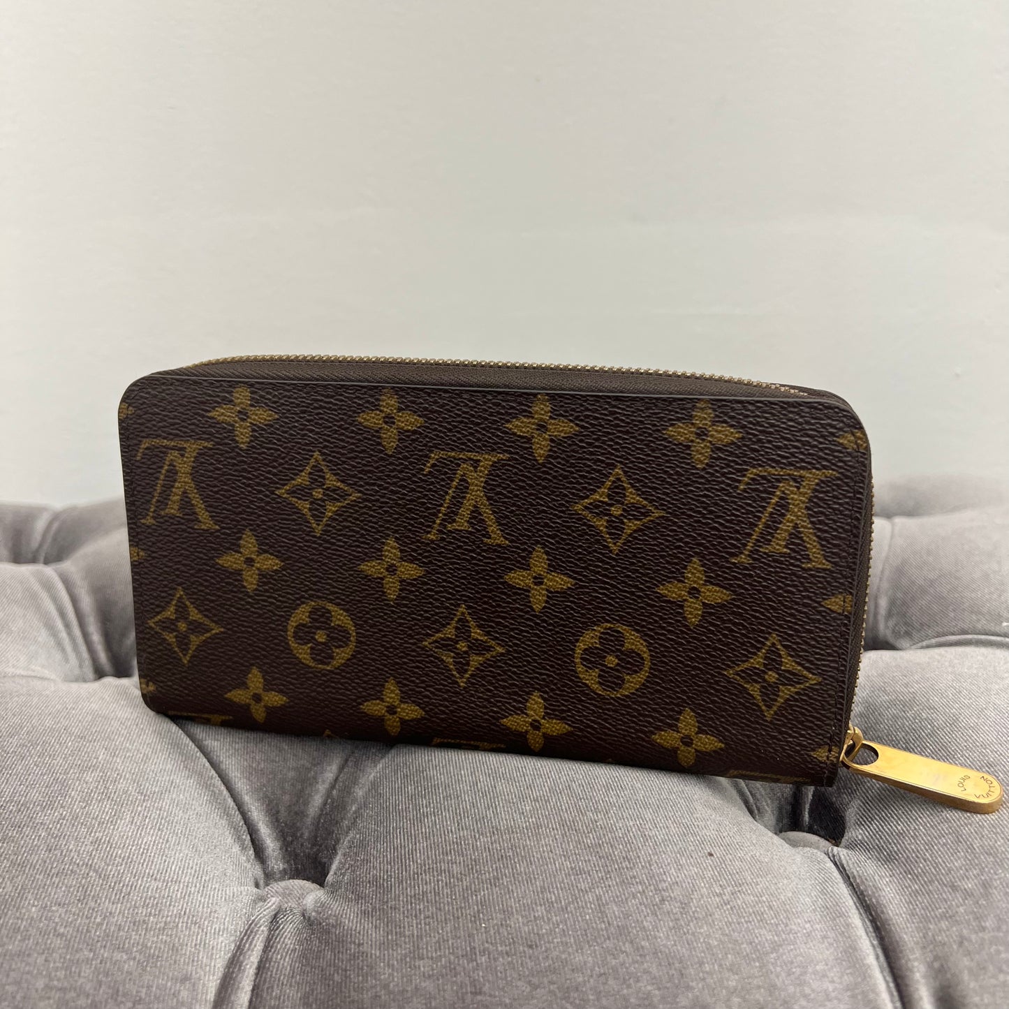 Louis Vuitton Zippy Wallet Monogram