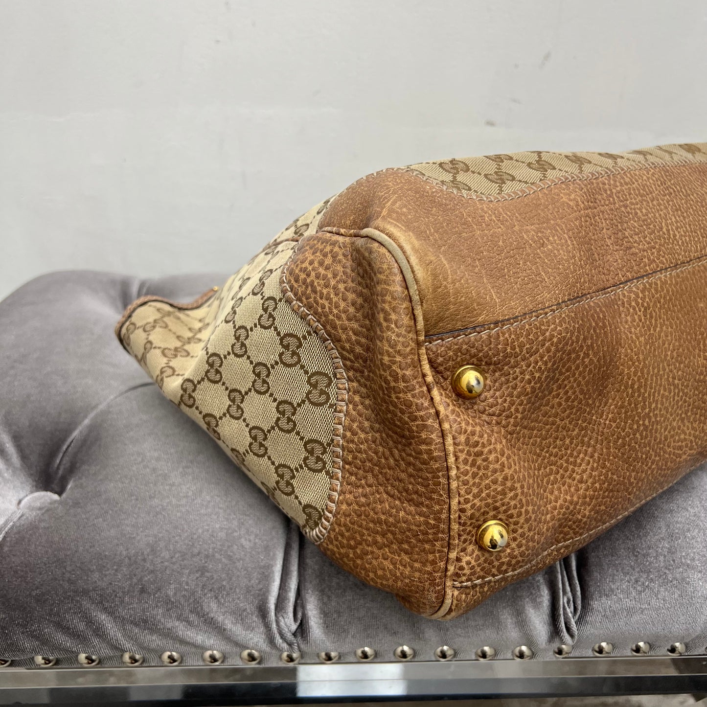 Gucci Horsebit Shoulder Bag