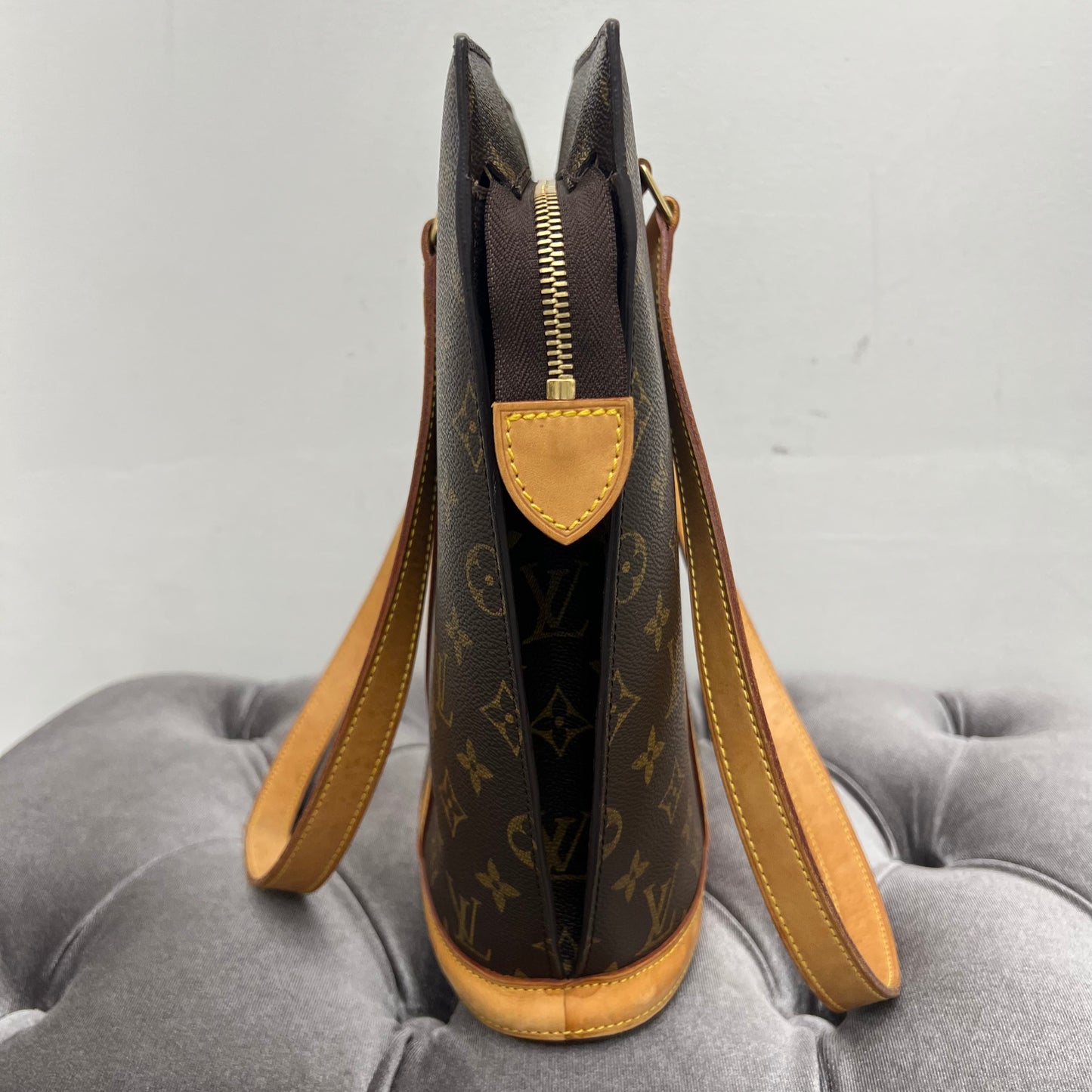 Louis Vuitton Babylone Monogram