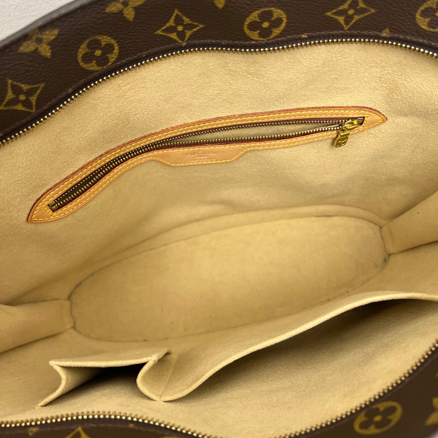 Louis Vuitton Babylone Monogram